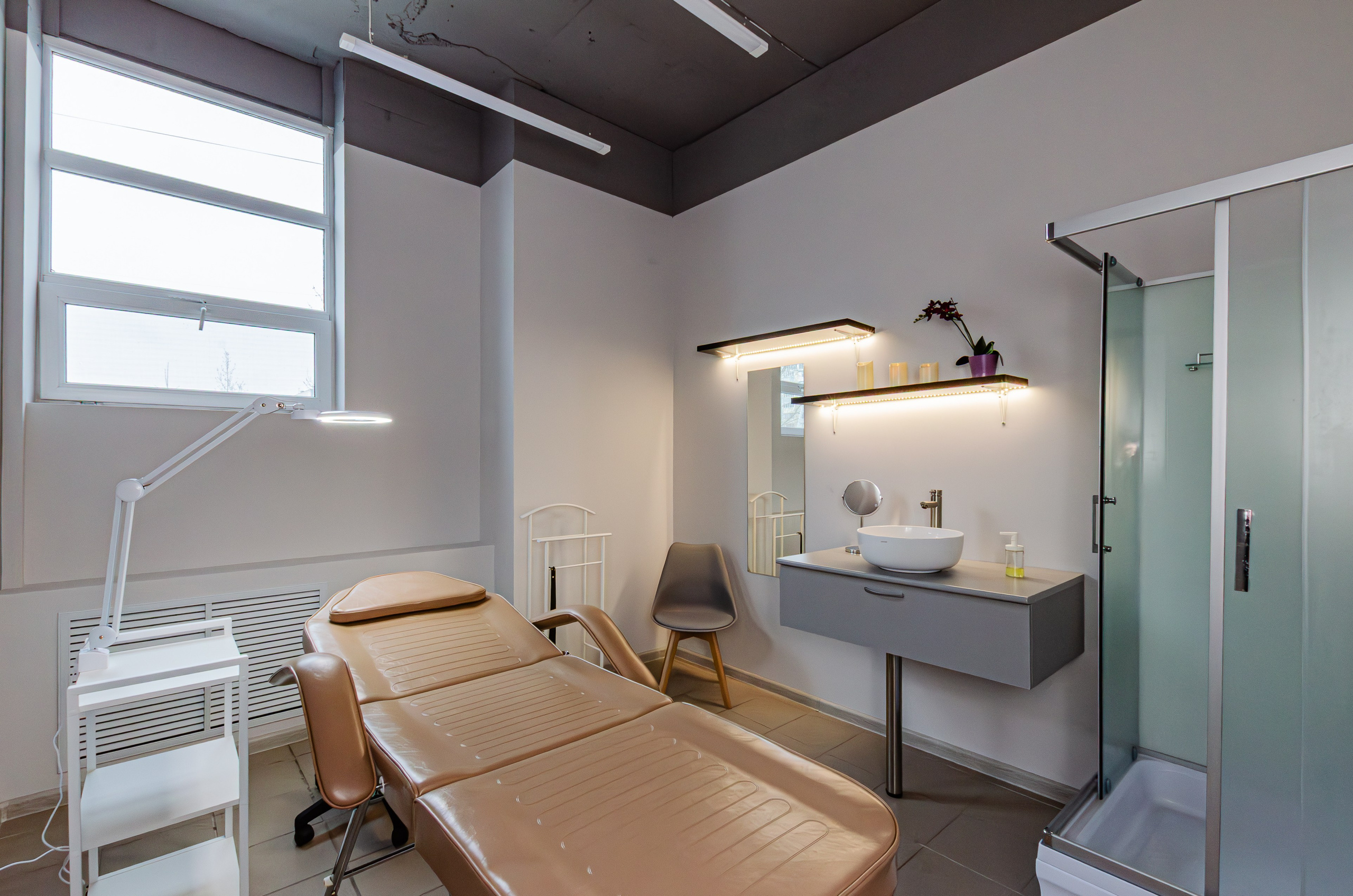 Салон красоты Glow. Nataliphotokzn.ru Фотограф. Казань. Интерьерная съёмка