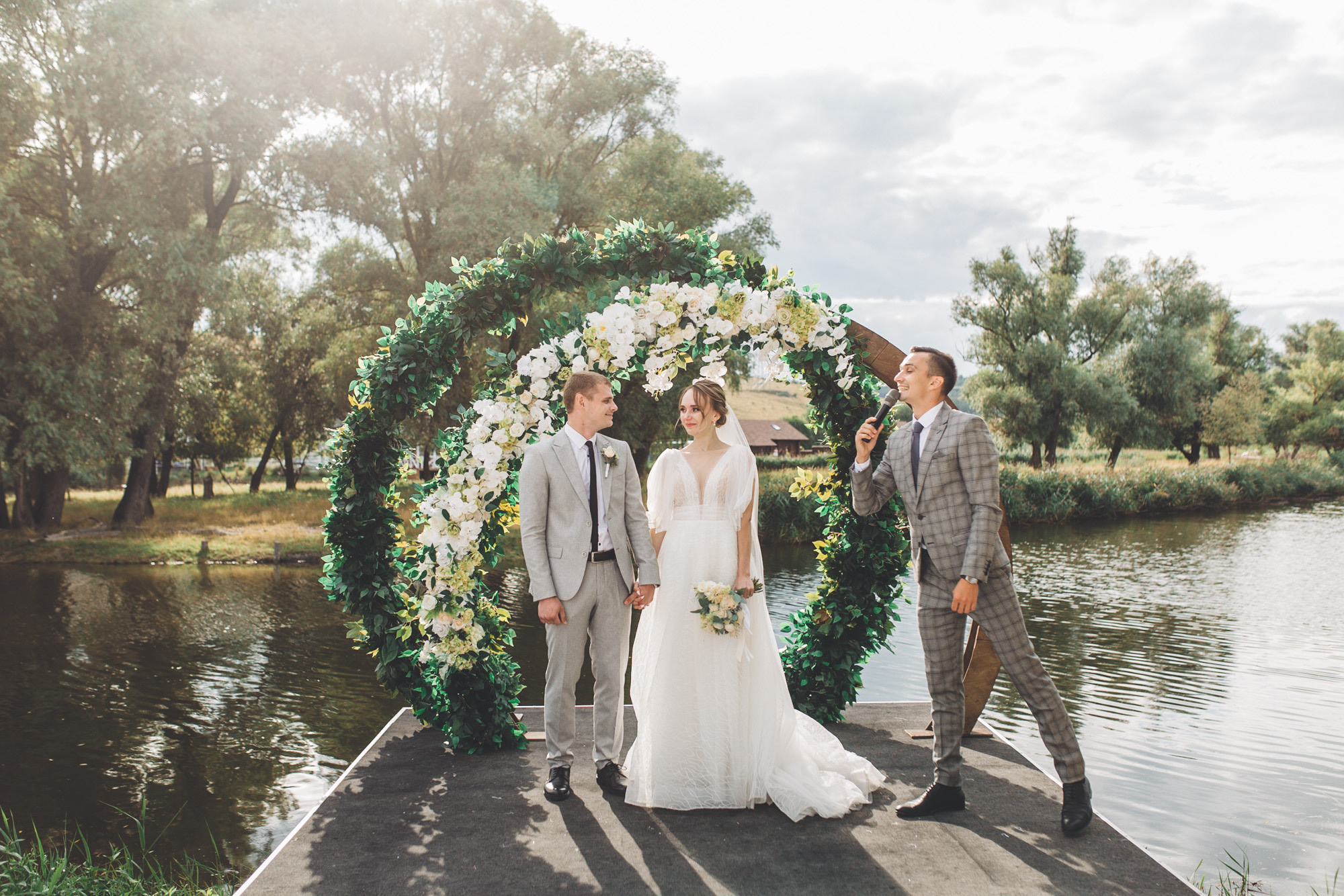 Քսենիա և Սաշա. Հարսանեկան լուսանկարչություն Հայաստանում Ադամյանների ընտանիքի կողմից