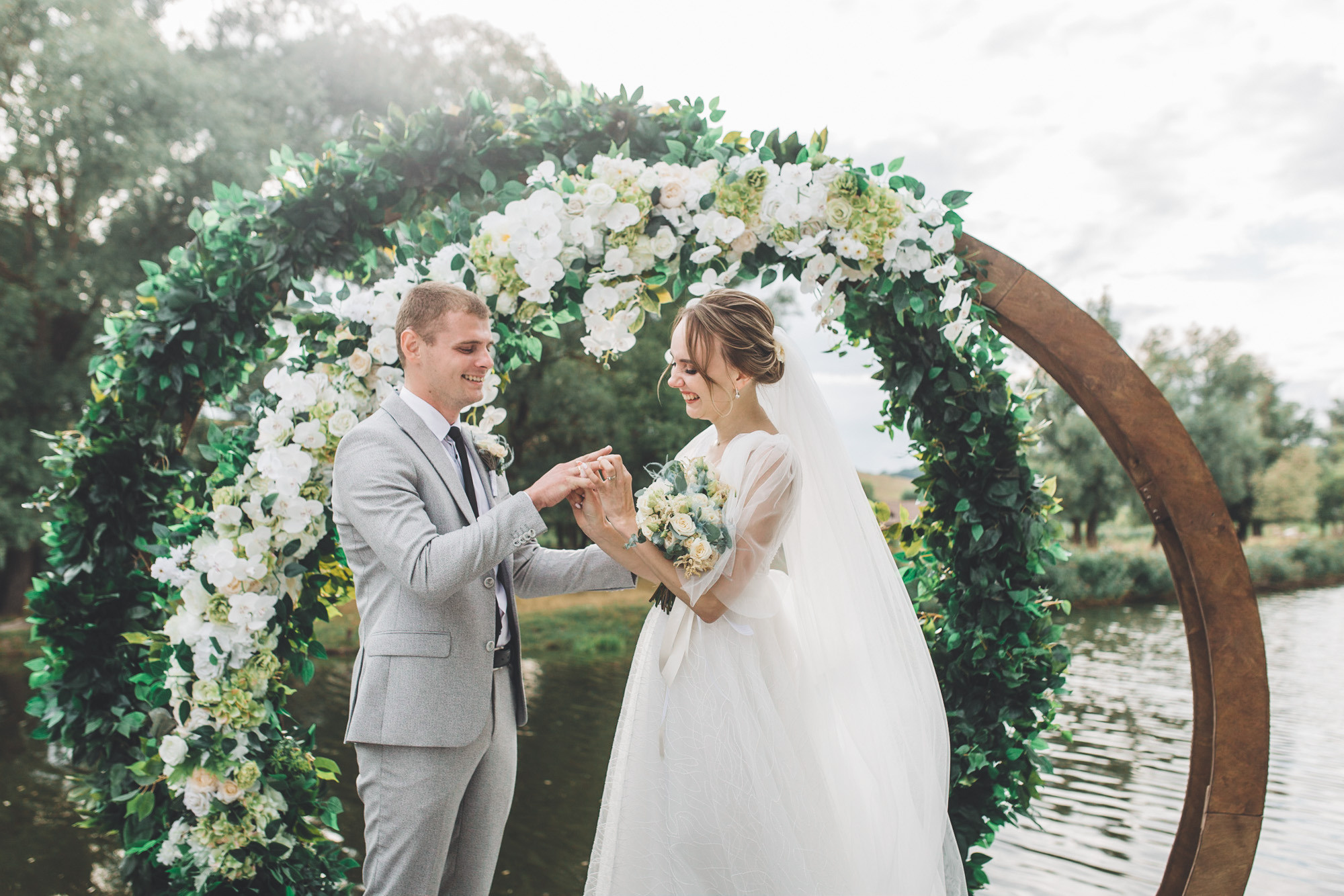 Քսենիա և Սաշա. Հարսանեկան լուսանկարչություն Հայաստանում Ադամյանների ընտանիքի կողմից