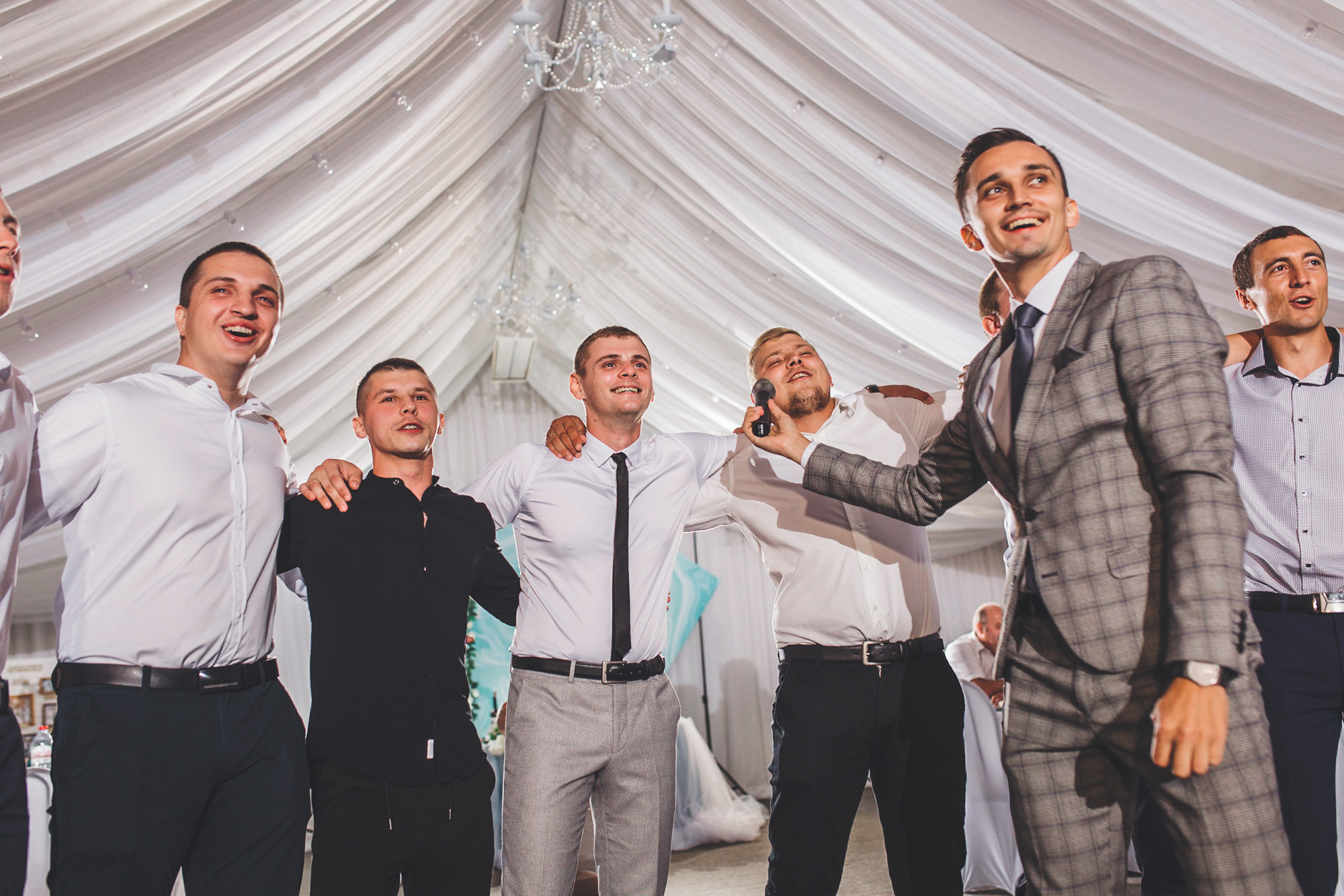 Քսենիա և Սաշա. Հարսանեկան լուսանկարչություն Հայաստանում Ադամյանների ընտանիքի կողմից