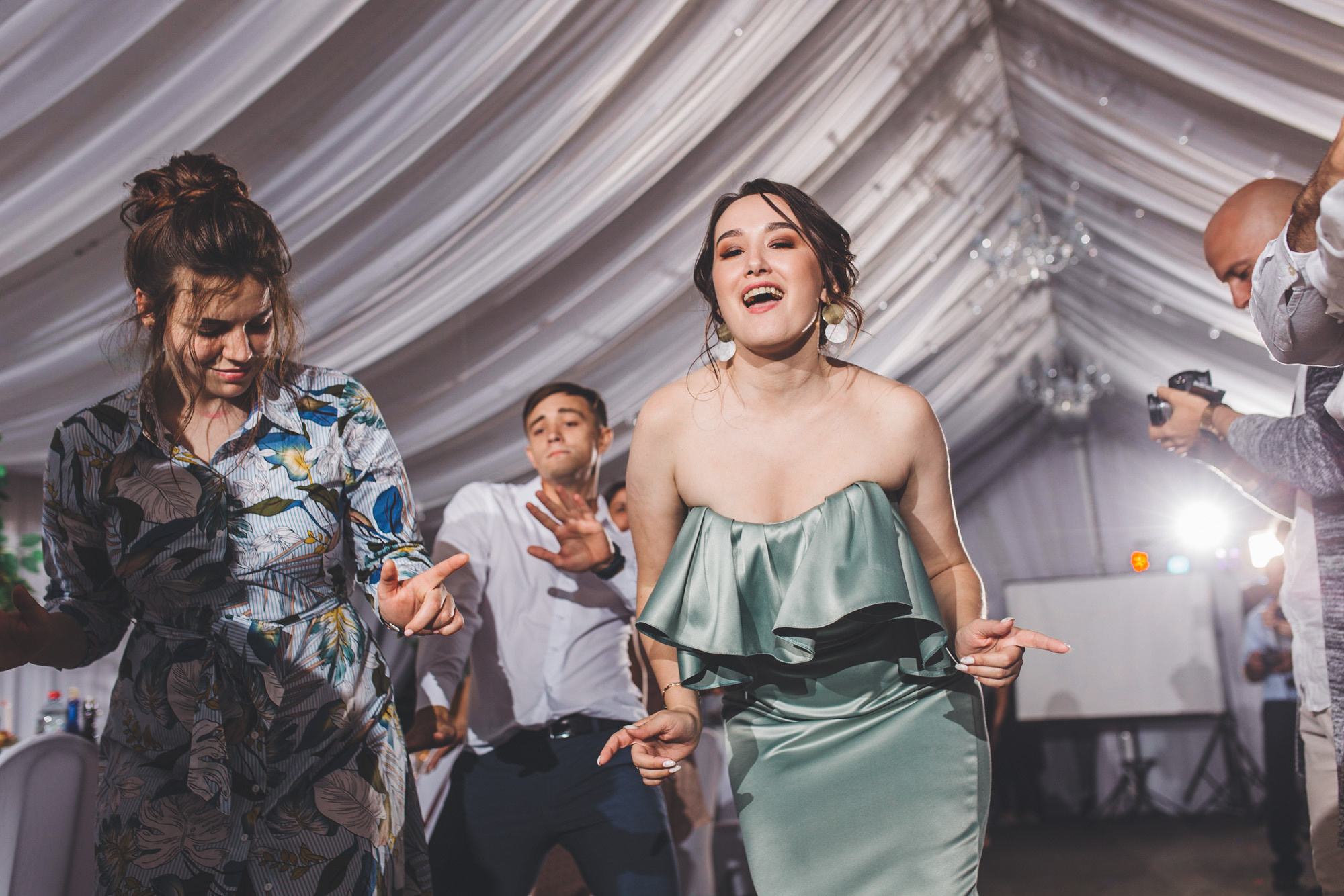 Քսենիա և Սաշա. Հարսանեկան լուսանկարչություն Հայաստանում Ադամյանների ընտանիքի կողմից