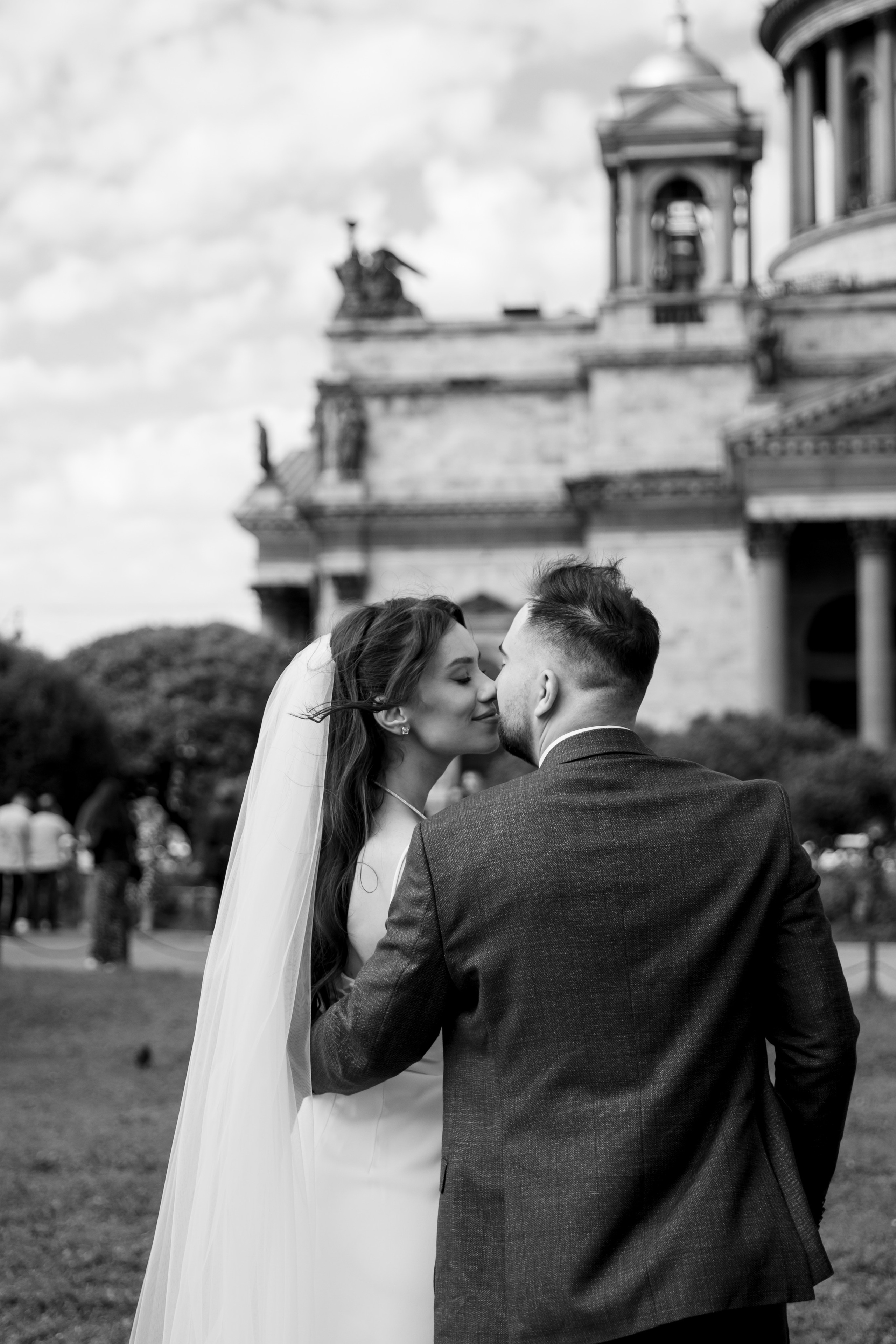 Анна и Александр / Прогулка + ЗАГС. Свадебный и семейный фотограф в Москве Диана Левченко