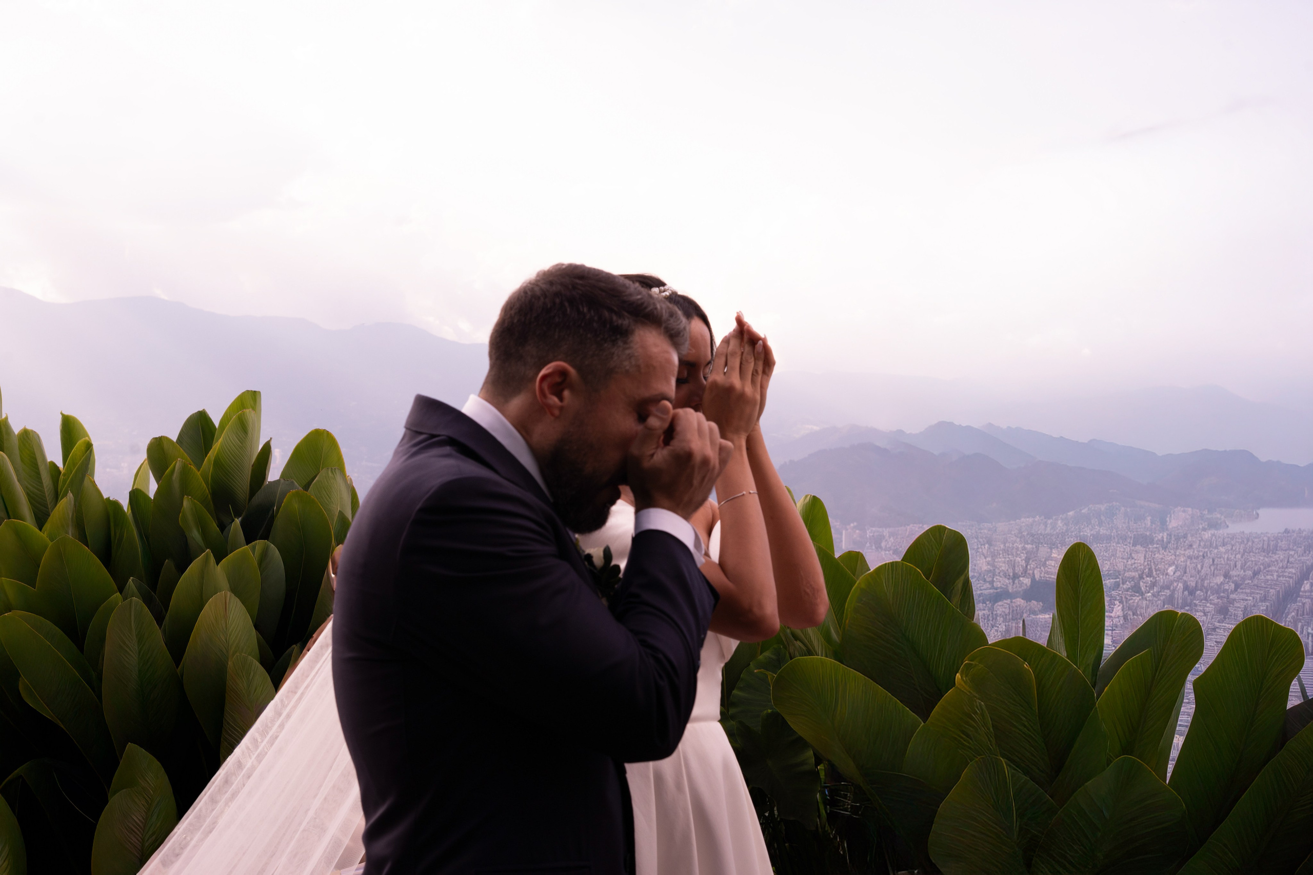 Natalia & Germano. Wedding Photographer in Barcelona and Medellin