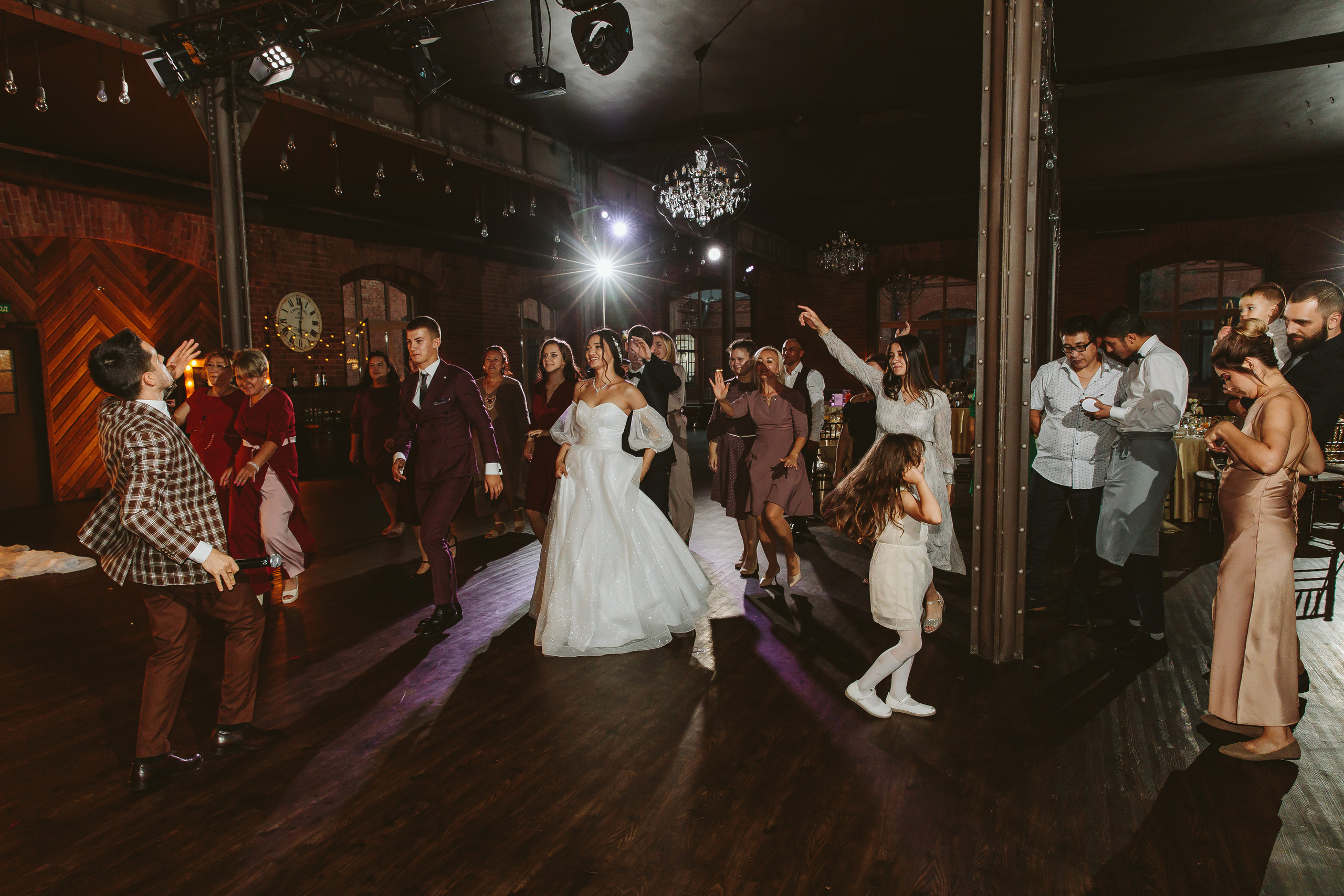 Руслан и Камилла. Свадебный фотограф и видеограф — Сергей и Дарья