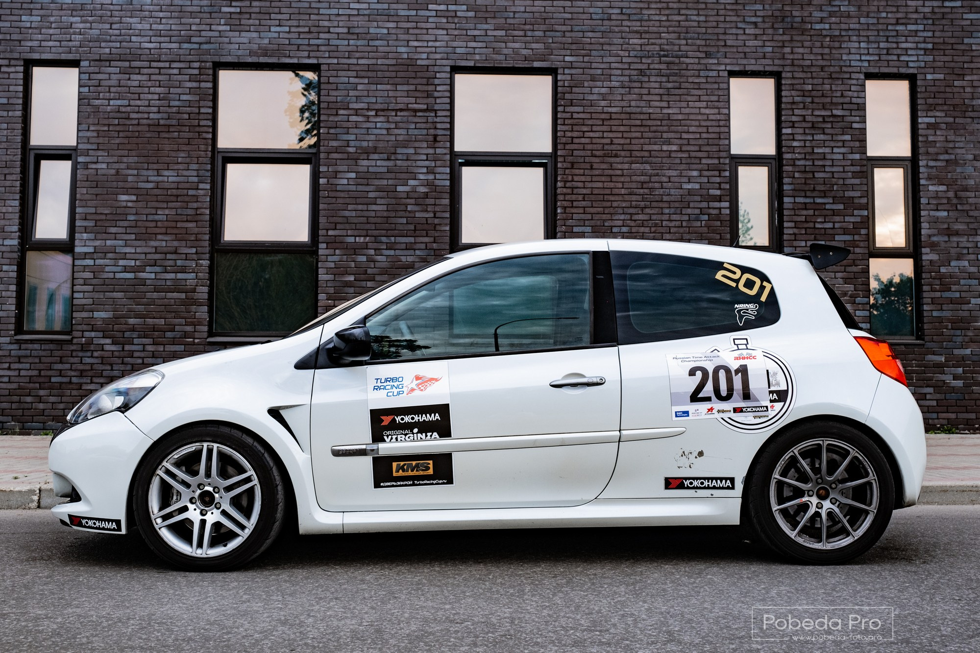 Предпродажная съёмка. Автоспортивный бренд фотограф в Москве — Виктория Логинова