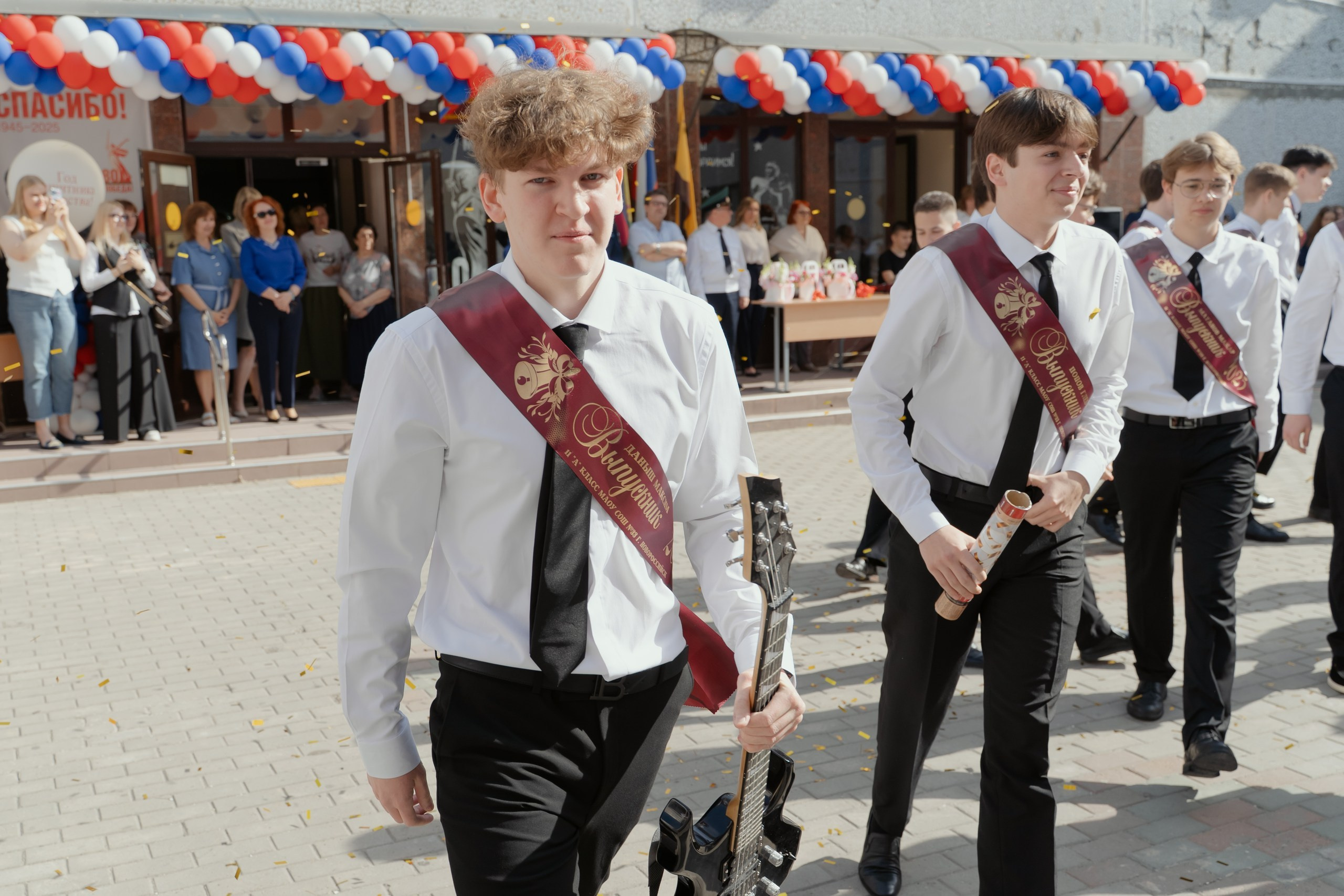 9 класс 33 школа. Выпускные альбомы Натальи Бутко: Новороссийск, Анапа, Геленджик