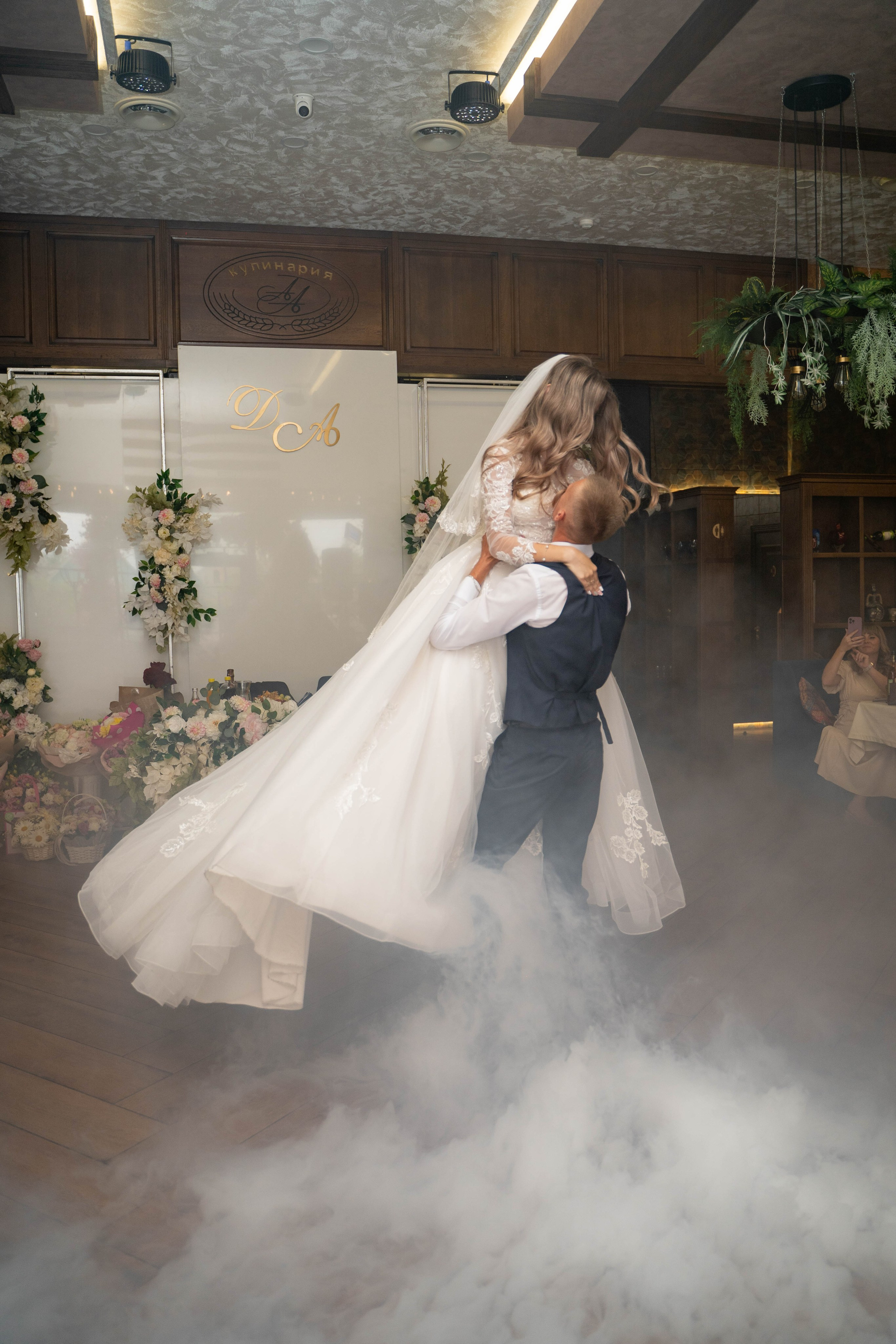 Данил и Анастасия. Видеосьемка, фотосьемка свадеб, юбилеев, утренников в Краснодарском кр