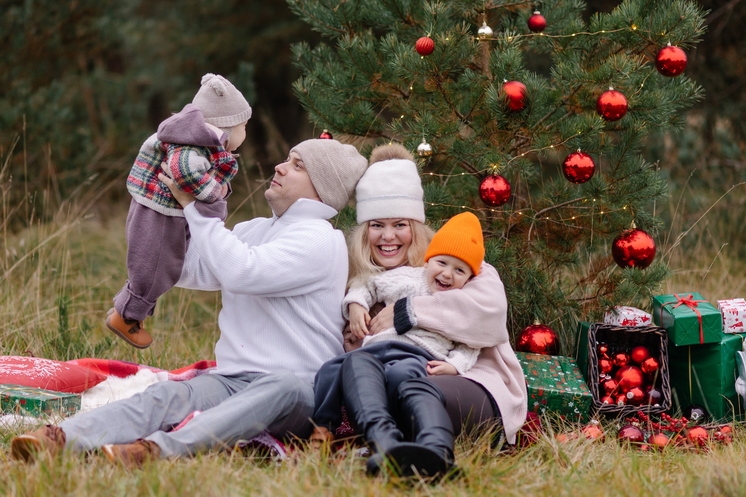 Weihnachtsminis 2024 München. Семейный фотограф в Мюнхене Даша Антипина