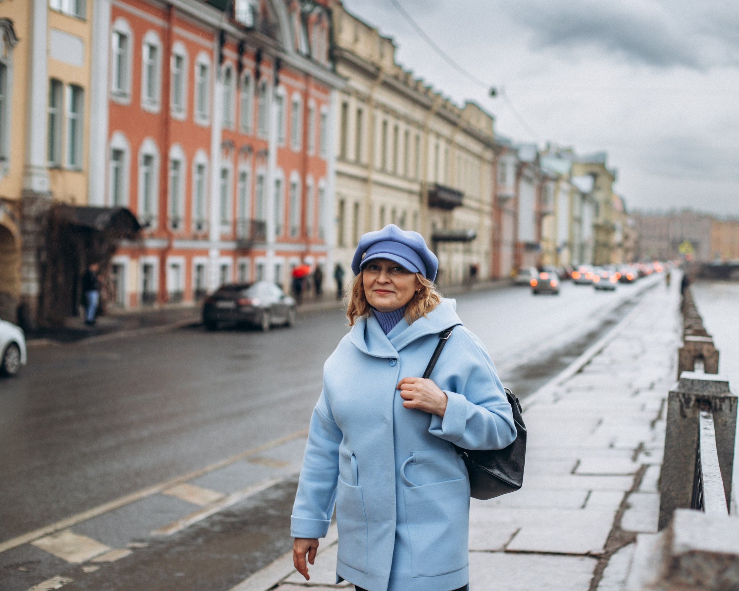 Наталья в апреле. Фотопрогулка в Петербурге. Индивидуальный и семейный фотограф в Санкт-Петербурге