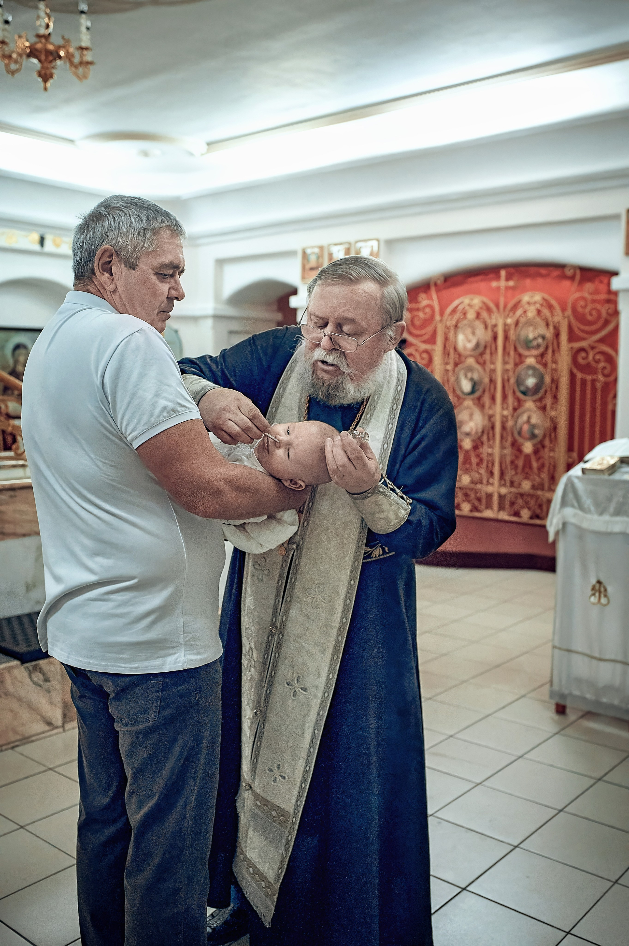 Фотограф крещение Красноярск. Фотограф на крещение в Красноярске. Крещение Красноярск. Крестины Красноярск. Фотографы крещения/венчания  Красноярск Татьяна и Вячеслав Переваловы