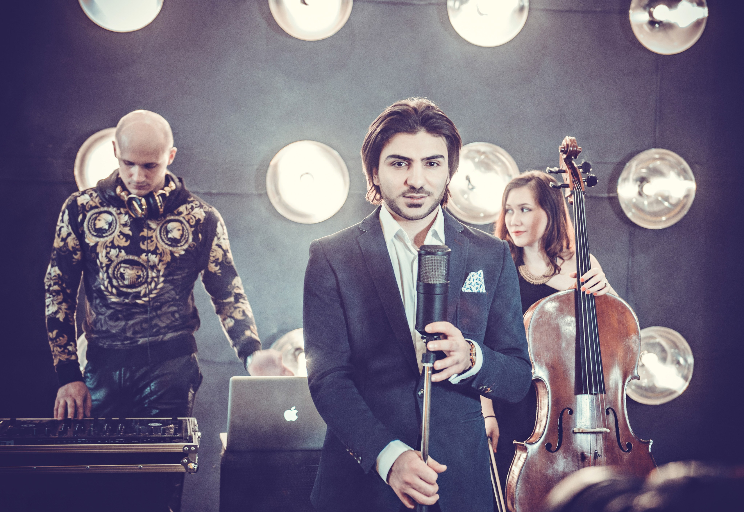 Backstage со съемок клипа. Фотограф LANA STIL. Семейный, репортажный фотограф, студия. Женский, мужской портрет. Фотографирую территориально в г. Королев, Москва, МО