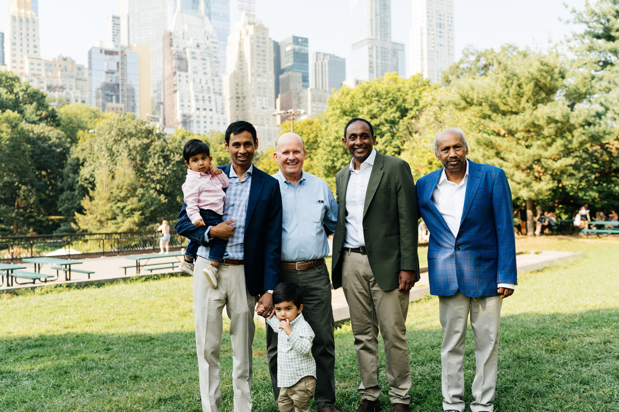 Family in New York City photo shoot. New York photographer RINAT SHAHMETOV in New York city