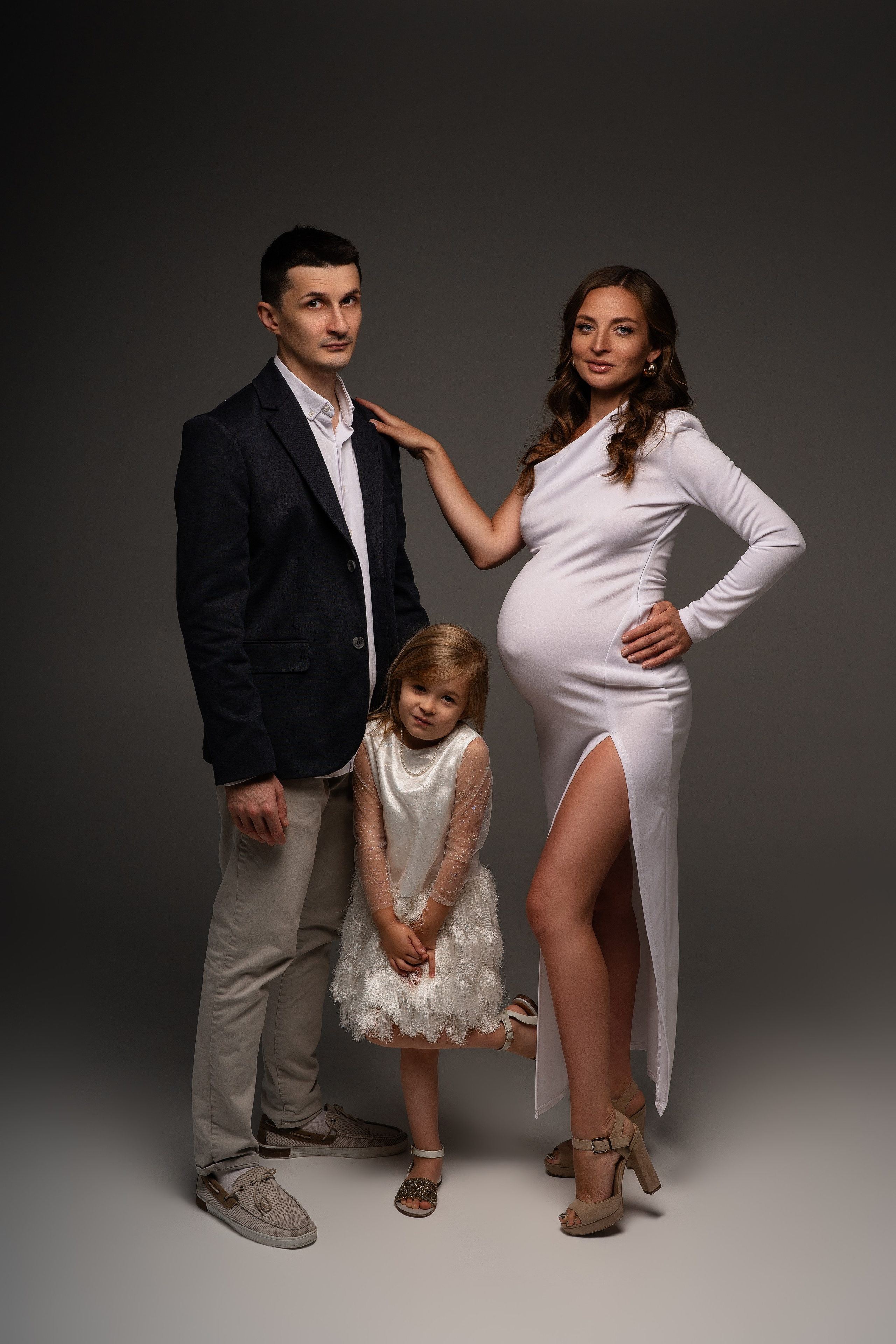 Беременность. Студийная съёмка. Фотограф беременности в Омске Татьяна Медведева