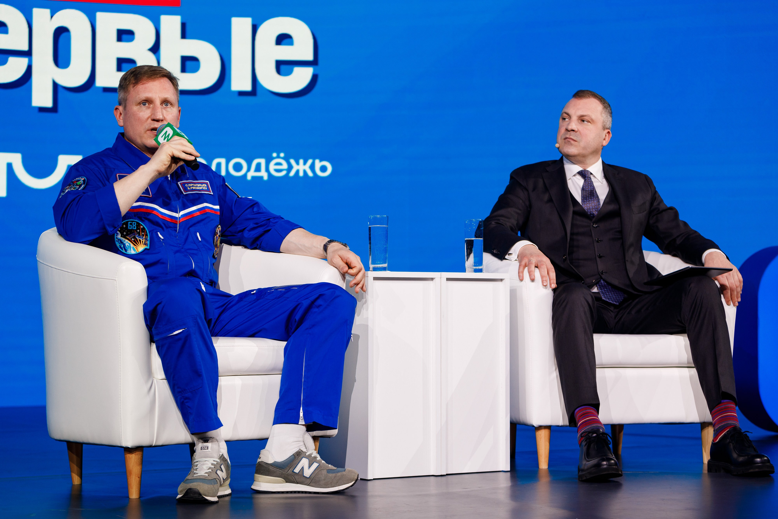 Всемирный фестиваль молодёжи 2024 в России. Репортажный фотограф в Москве, Сочи и Санкт-Петербурге