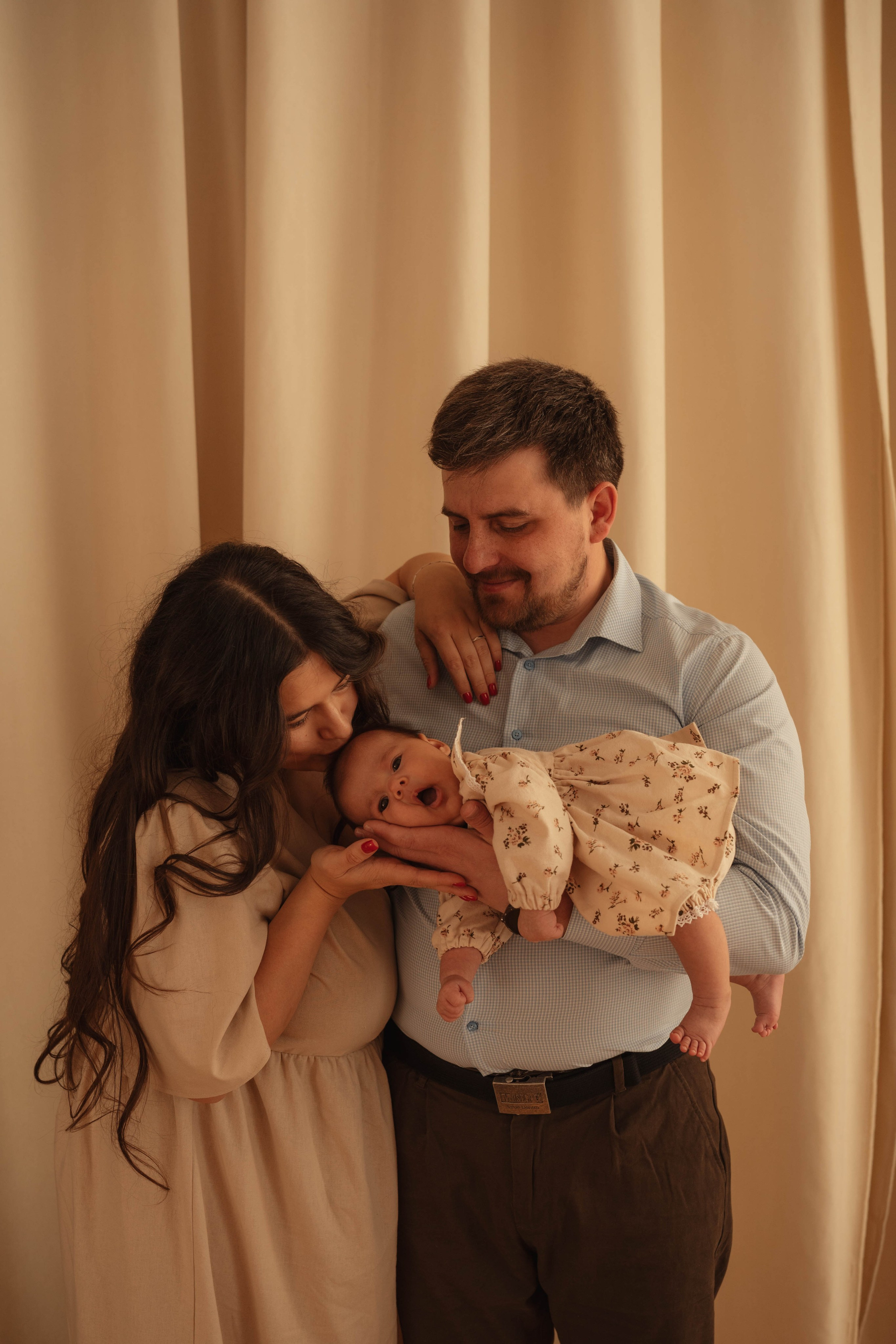 Аврора и ее семья. Фотограф в Новосибирске Диана Ильиных