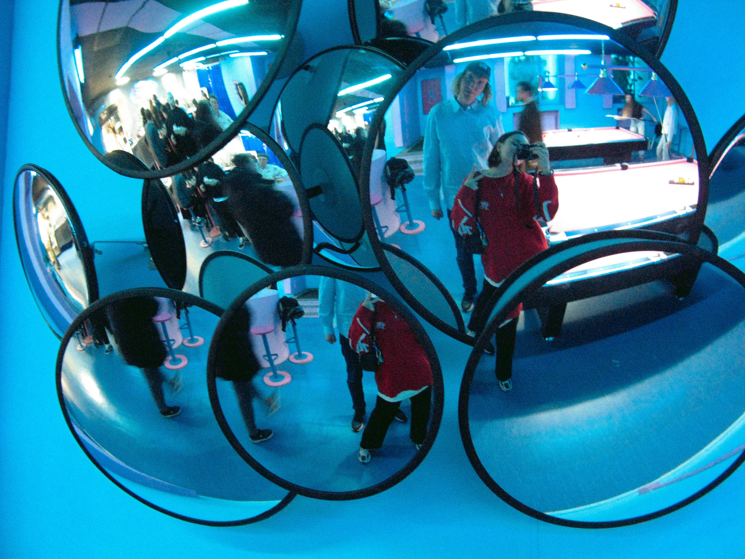 Mar. Фотограф Миланазавр