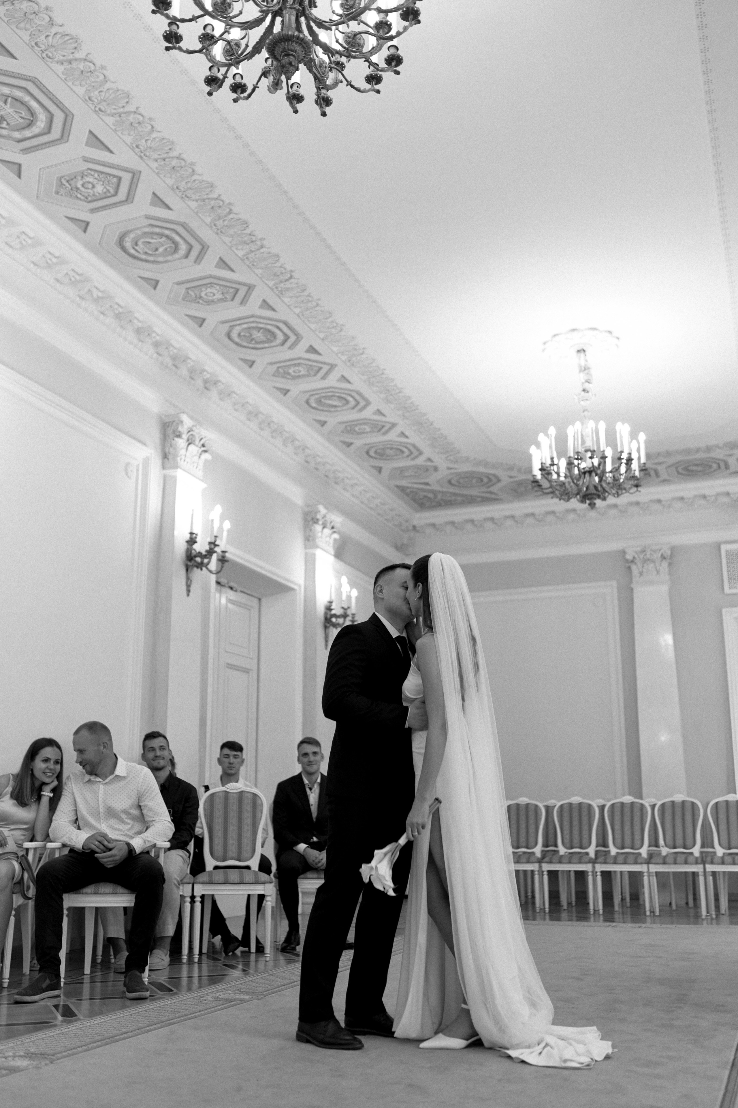 Тимур & Лиора. Сестры Карабаза. Фотографы и ретушеры в Москве и Санкт-Петербурге