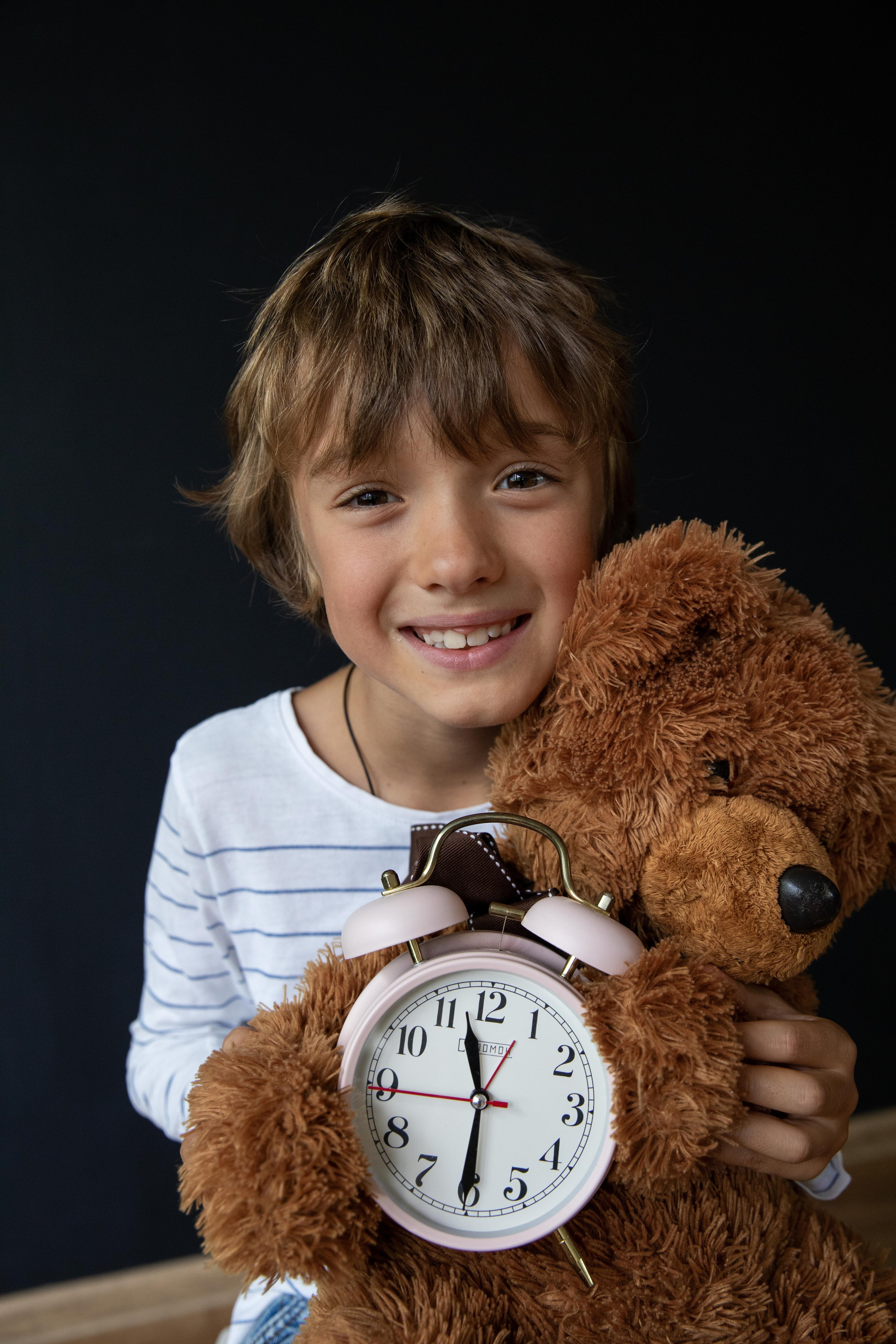 Easter children’s photo session. Professional Photographer in Portugal. Oksana Lomnova