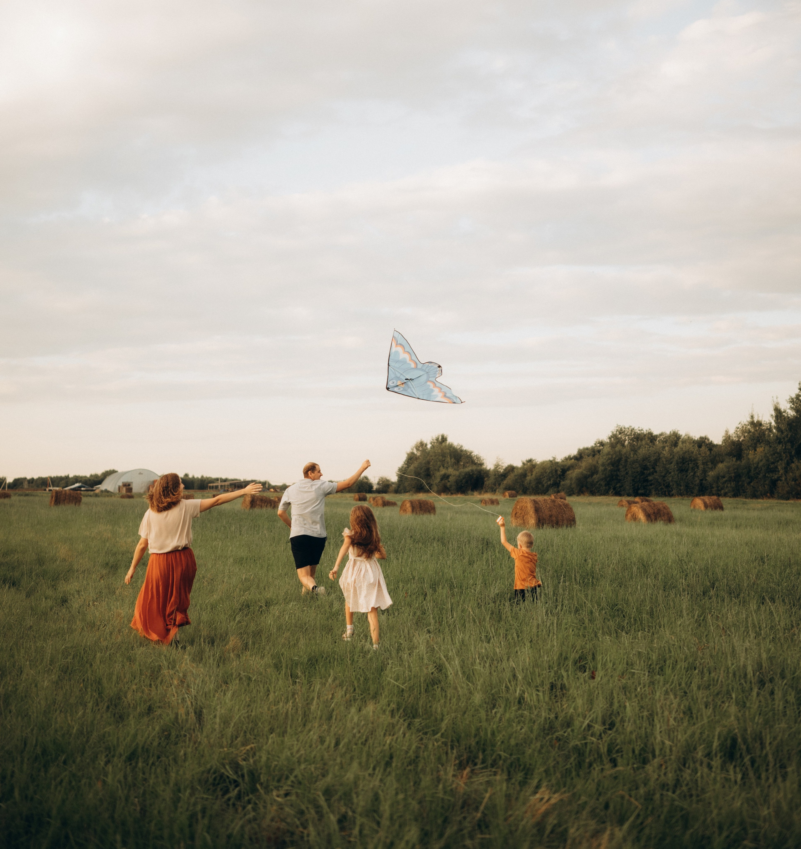 Поле. Семейный и женский фотограф Вероника Никкор