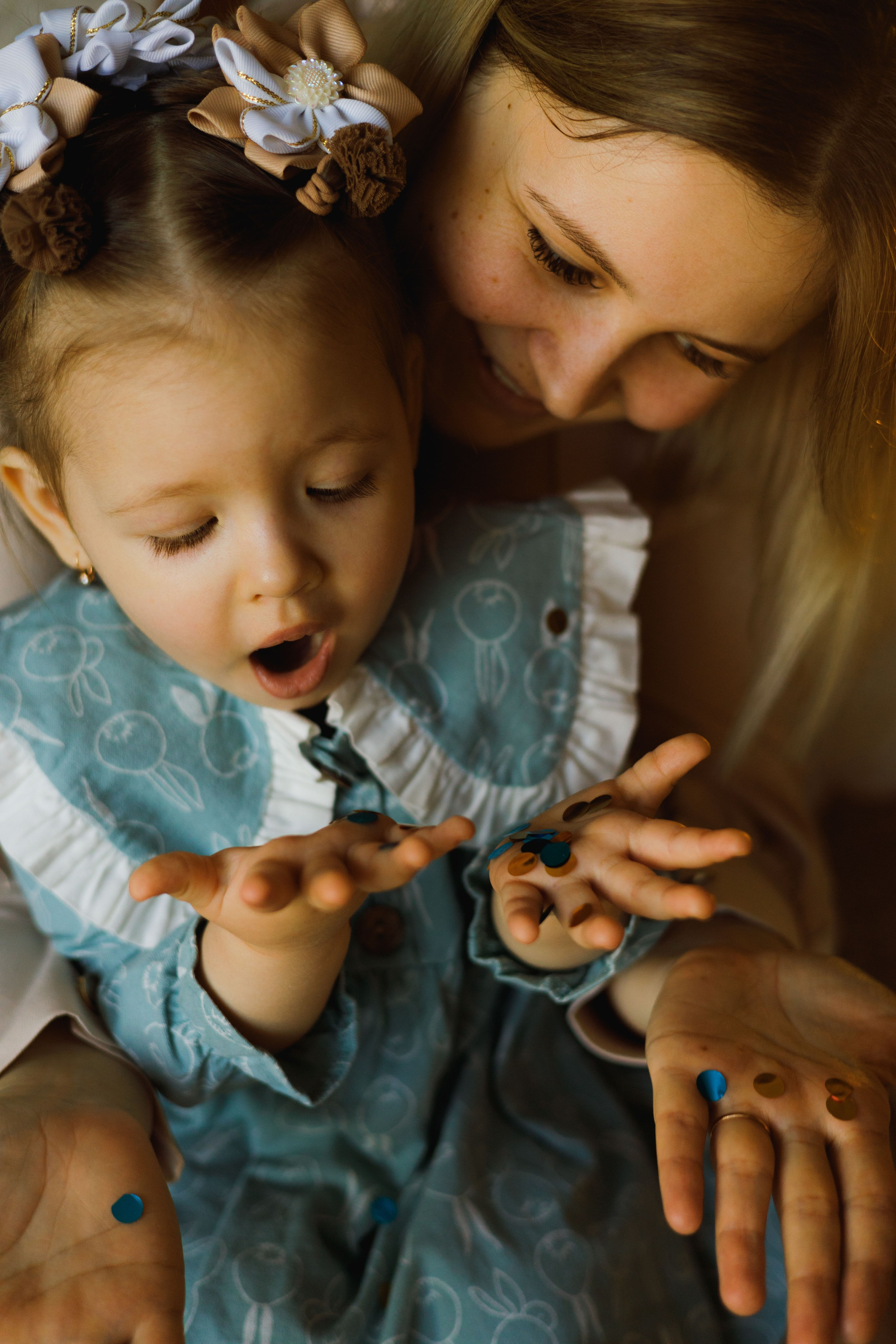 Яркий праздник для Анечки. Lifestyle семейный и детский фотограф в Омске Иванова Екатерина