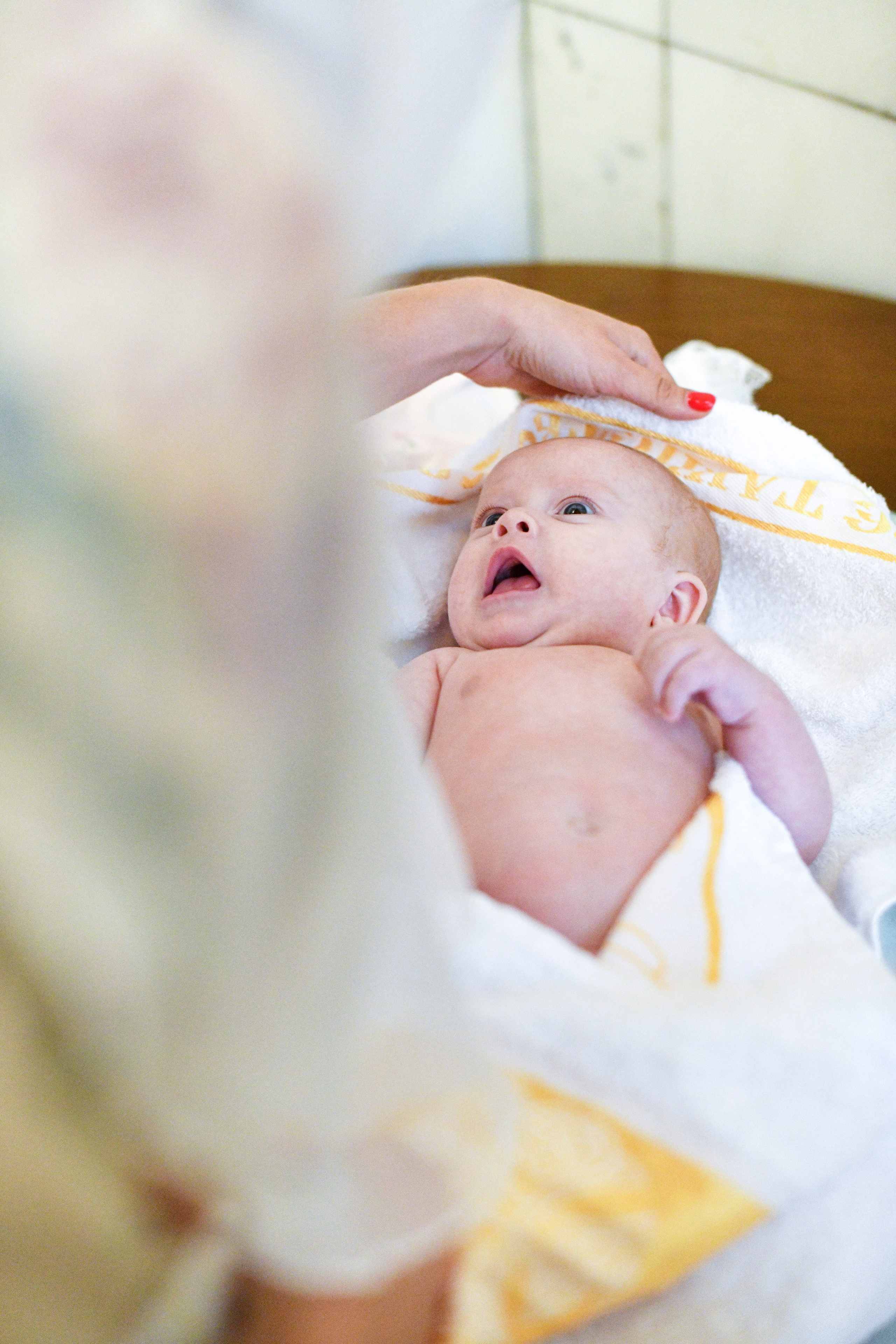 Крещение Марии. Церковь Покрова Пресвятой Богородицы в Ясенево. Свадебный и портретный фотограф в Москве Галина Борисова