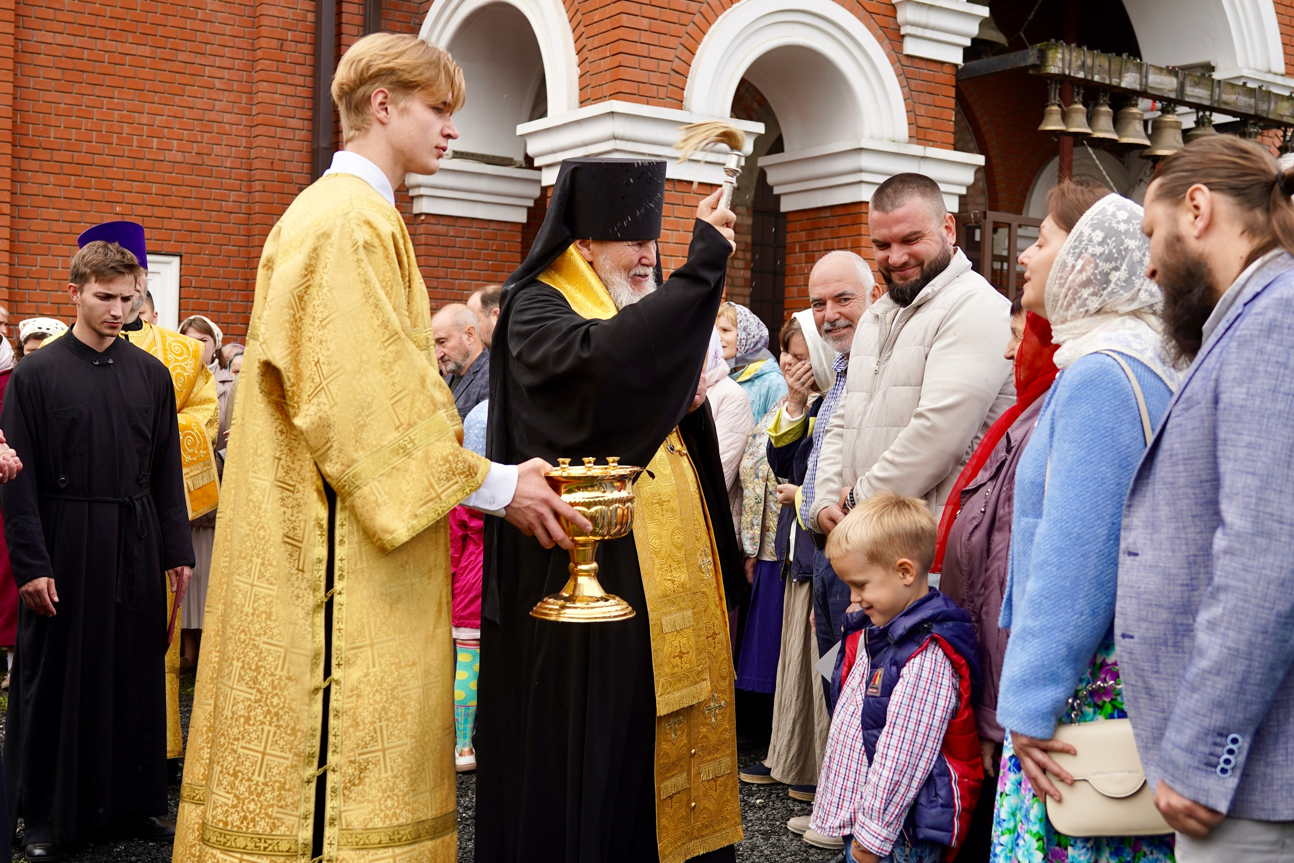 Освящение Крестов и Куполов Почаевского Храма. Семейный и детский фотограф Александра Гвоздикова