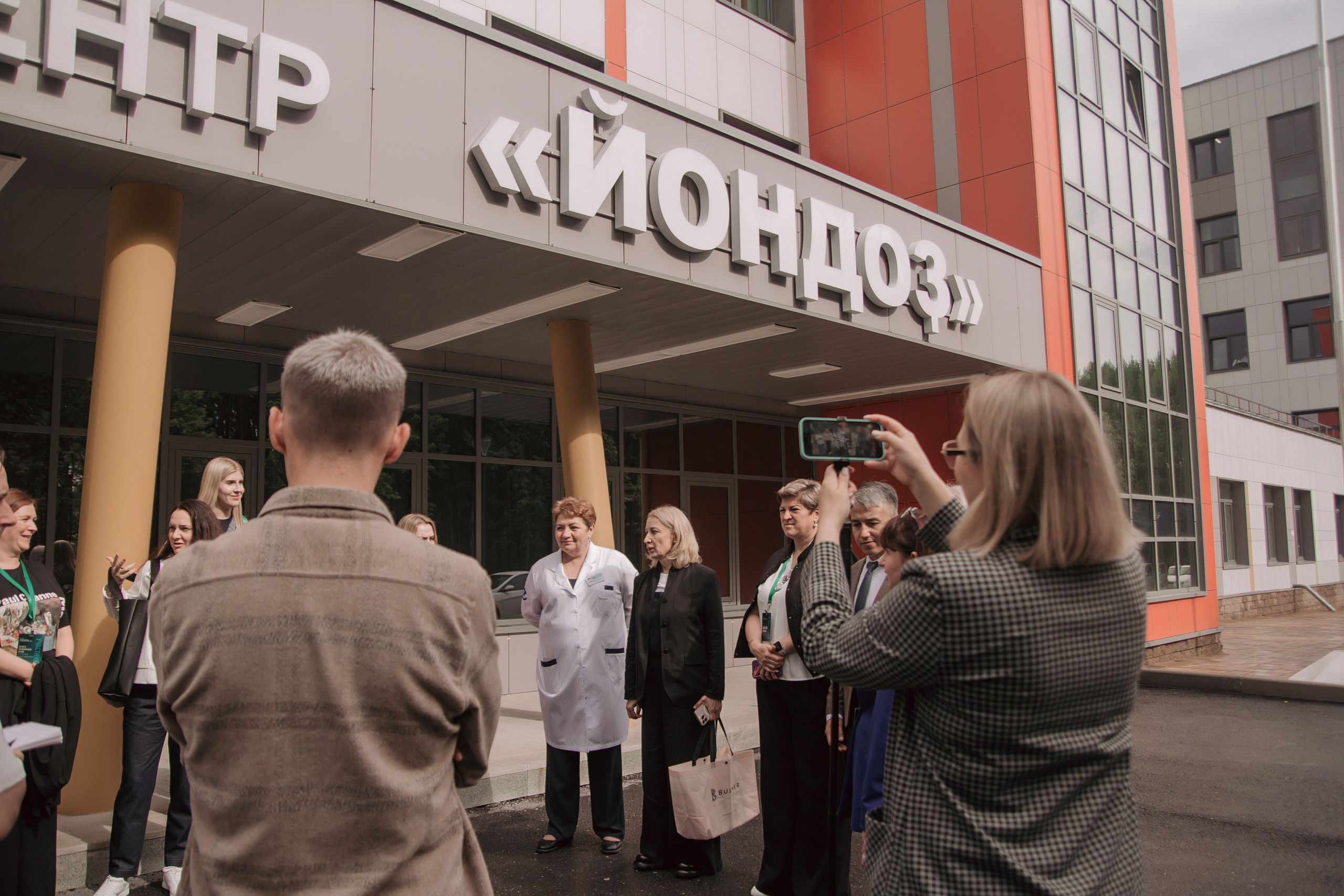 Экскурсия по РРЦ «Салют» для представителей Института советников по социальным изменениям. Фотограф в Уфе Субботина Виктория | Репортажные, индивидуальные фотосессии