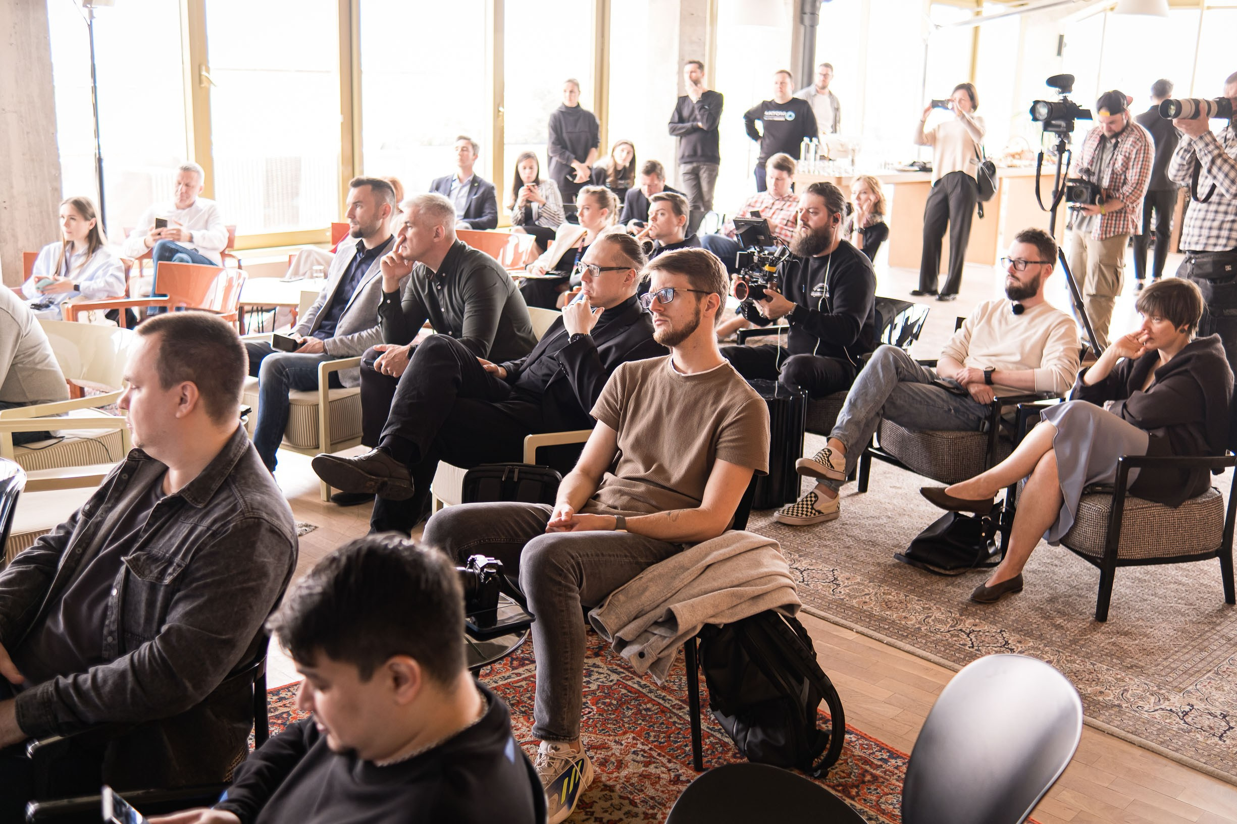 ATOM. Премьера Российского электромобиля. Репортажный фотограф Денис Тихомиров. Москва