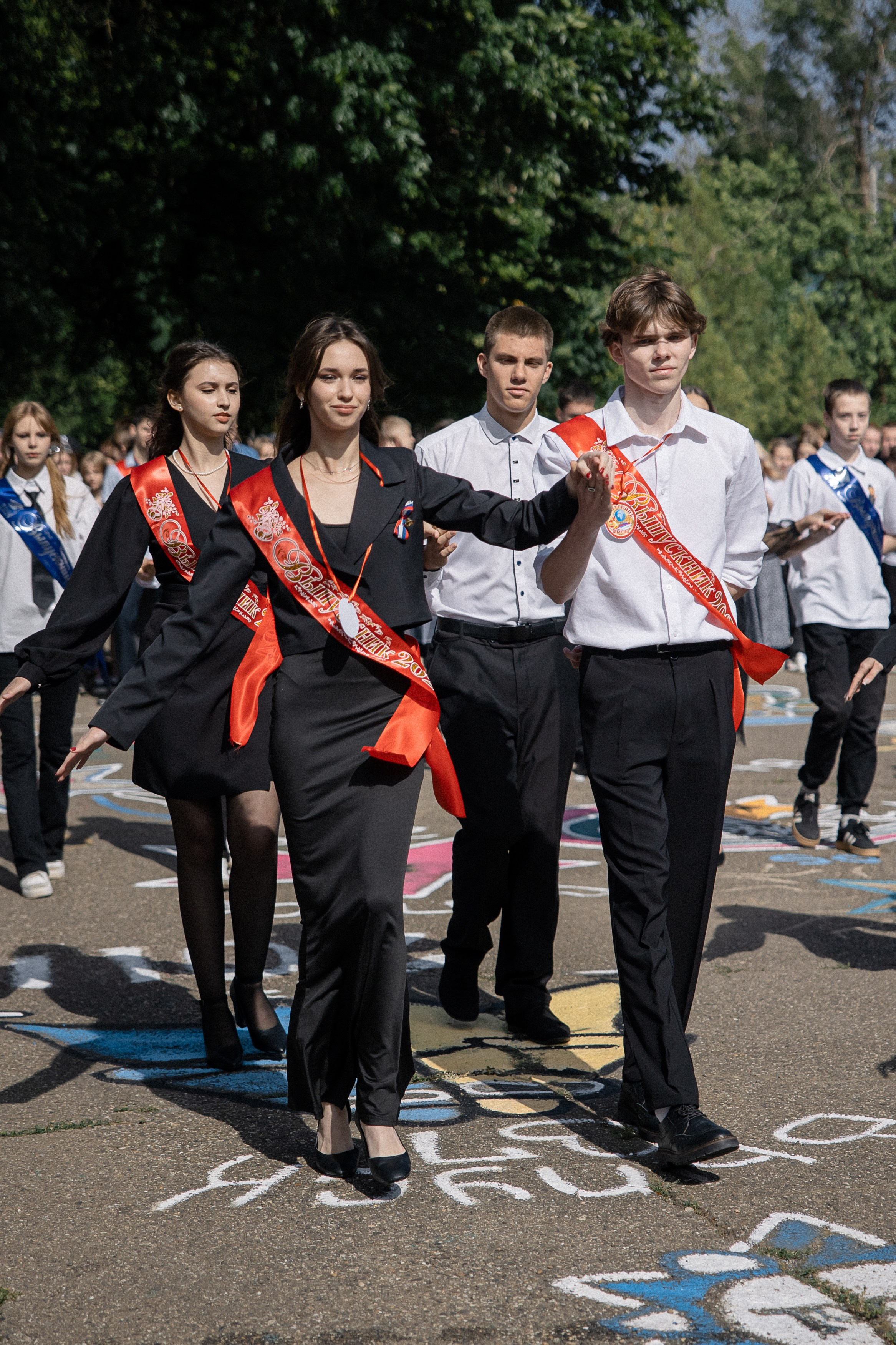 Последний звонок — линейка. Свадебный фотограф Роман Еремеев
