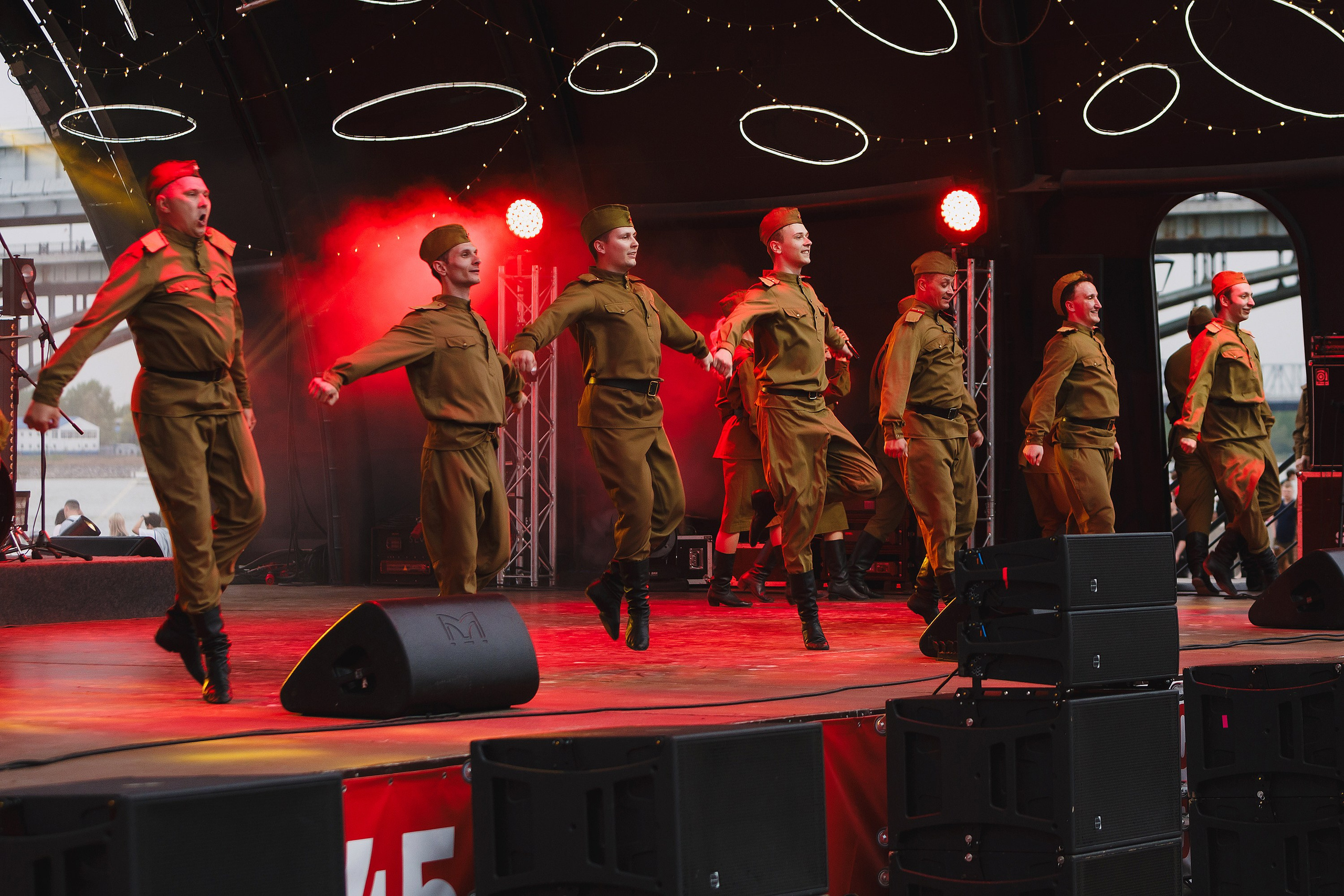 КОНЦЕРТЫ. Roman Photo