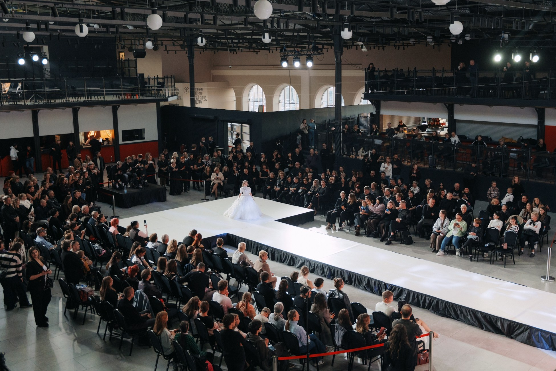 Kids Fashion Week. Annyshka