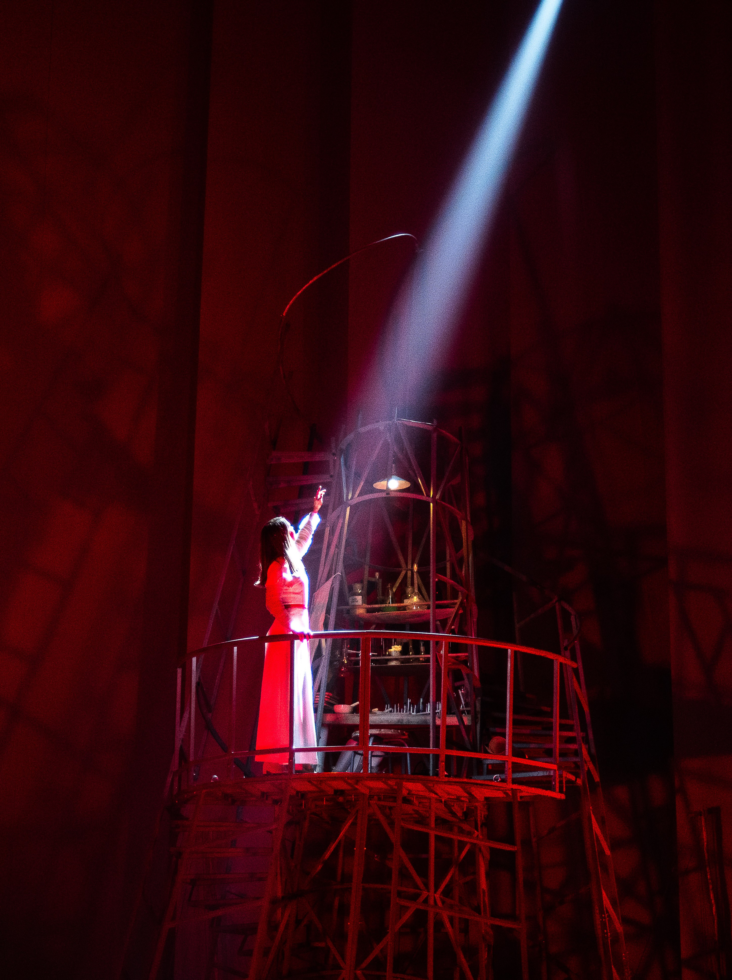 Екатерина Конурина в роли Лизы, сестры Павла Протасова. По пьесе Максима Горького "Дети Солнца"