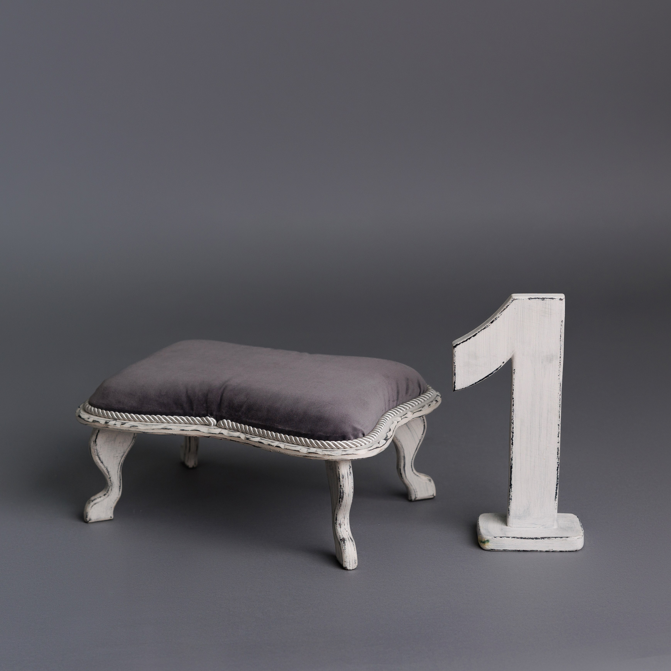 ДЕРЕВЯННЫЙ РЕКВИЗИТ. Фотостудия в Строгино