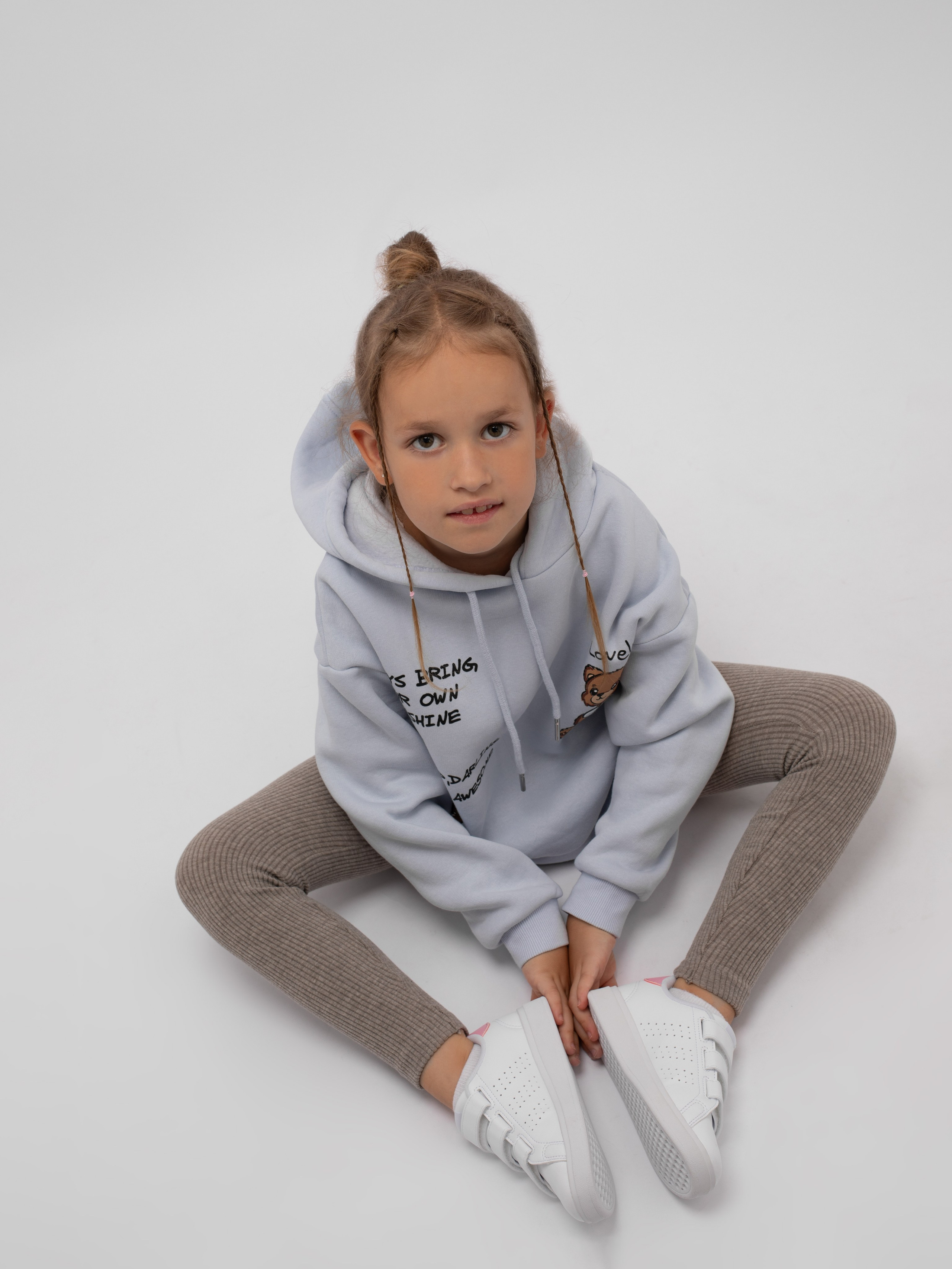 Детские лосины. Фотостудия предметной и модельной съёмки для маркетплейсов