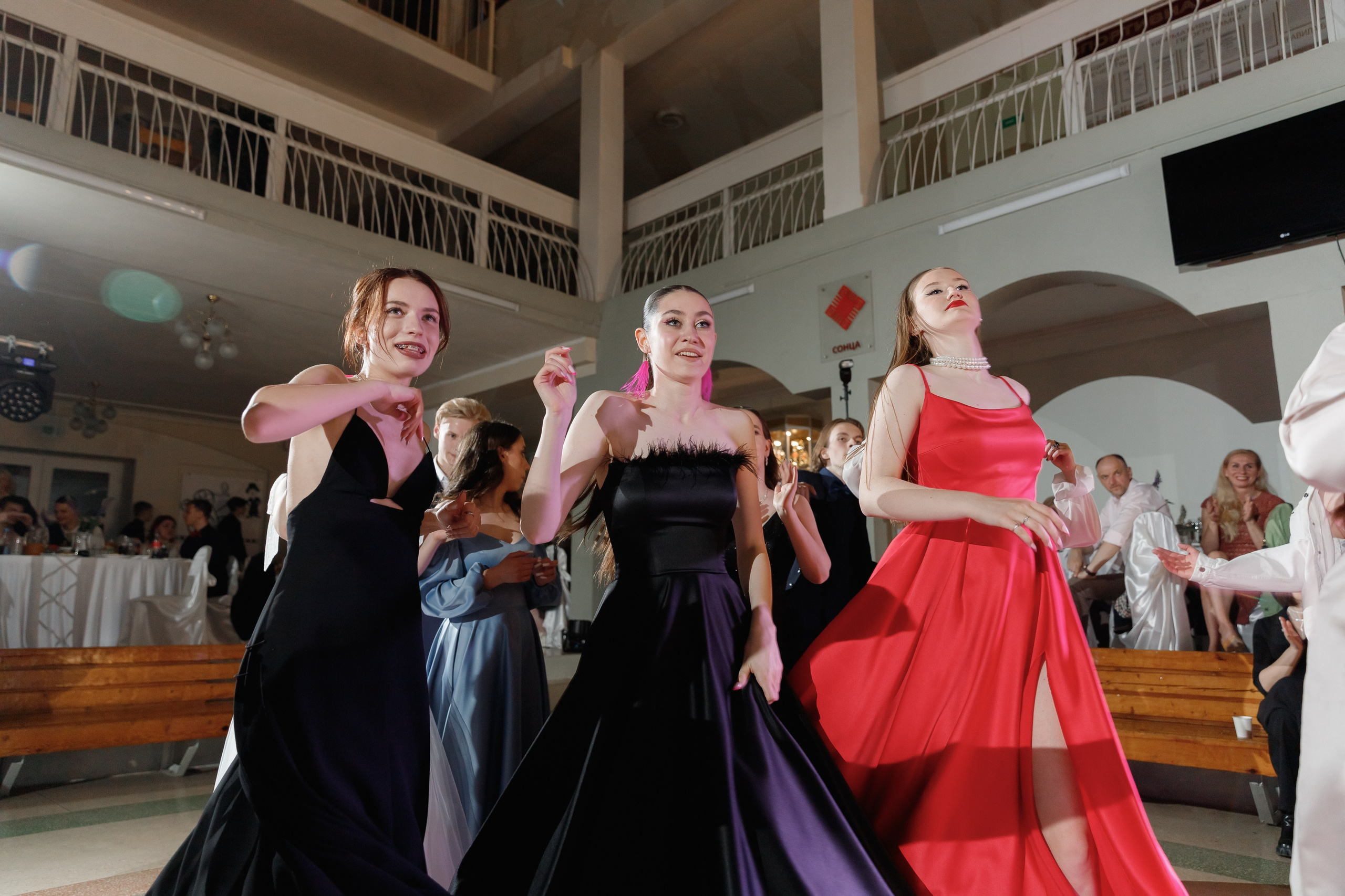 Школьный выпускной 2023 год в Минске. Свадебный фотограф в Минске/Беларуси Сергей Спиридонов