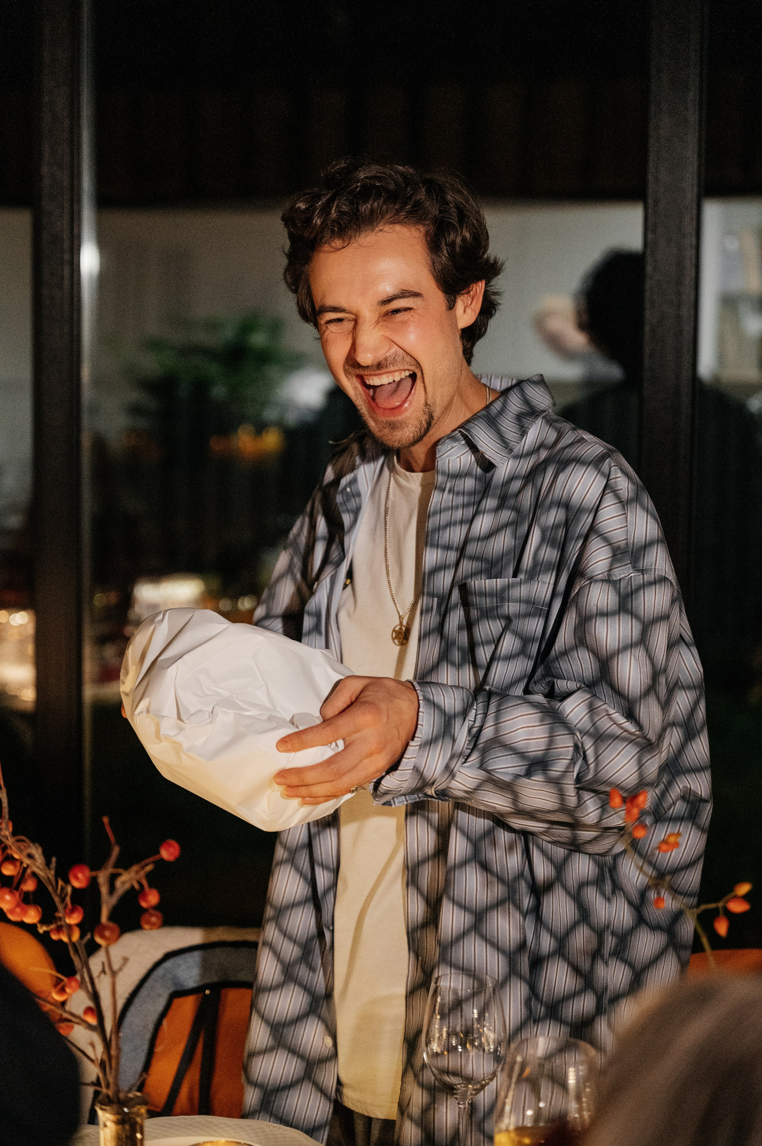 Невероятно атмосферный семейный ужин. Wedding photographer in Moscow and around the world Andrey Medvednikov