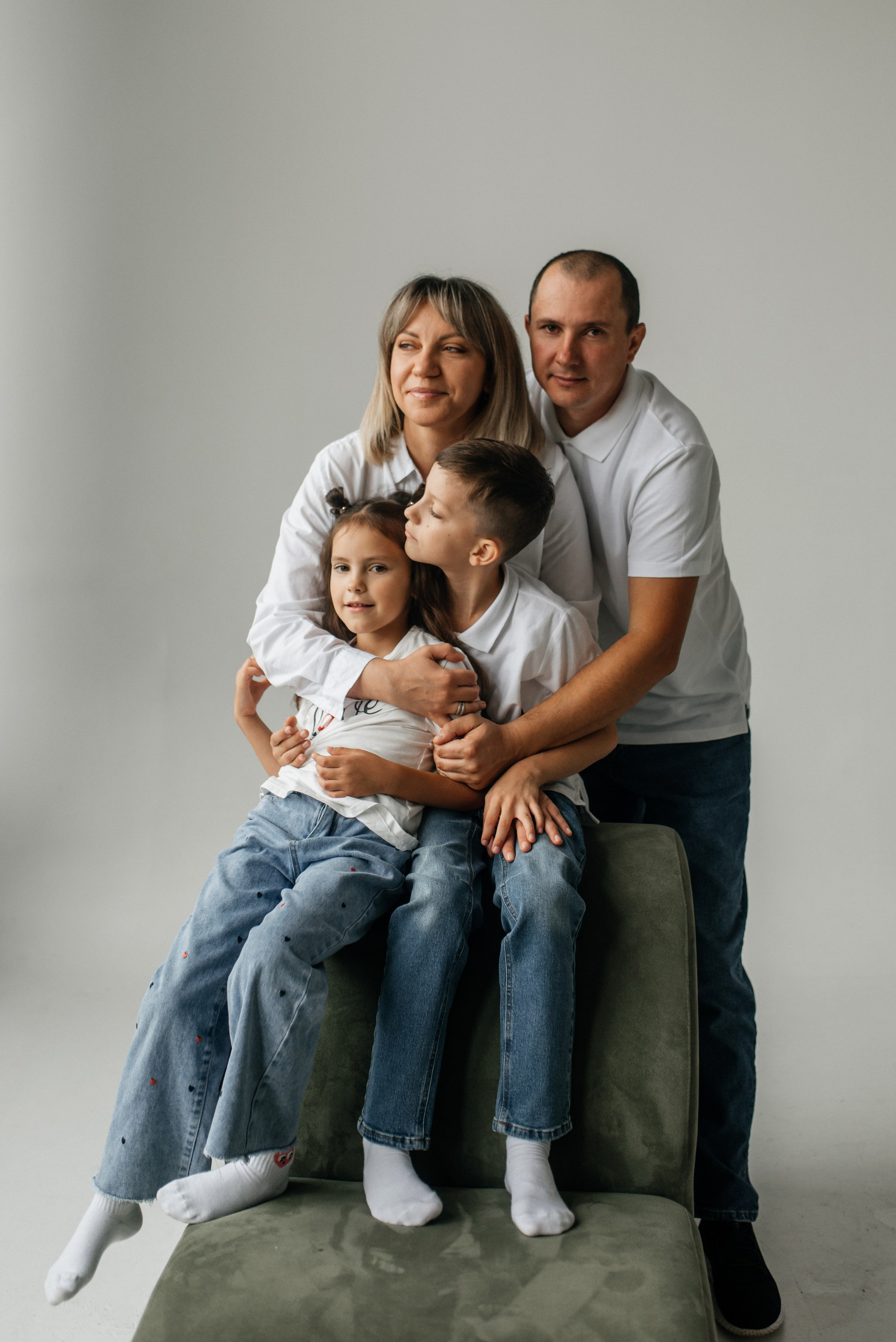 Екатерина+Сергей+Миша+Эмилия. Костюшко Кристина — семейный и свадебный фотограф в Минске