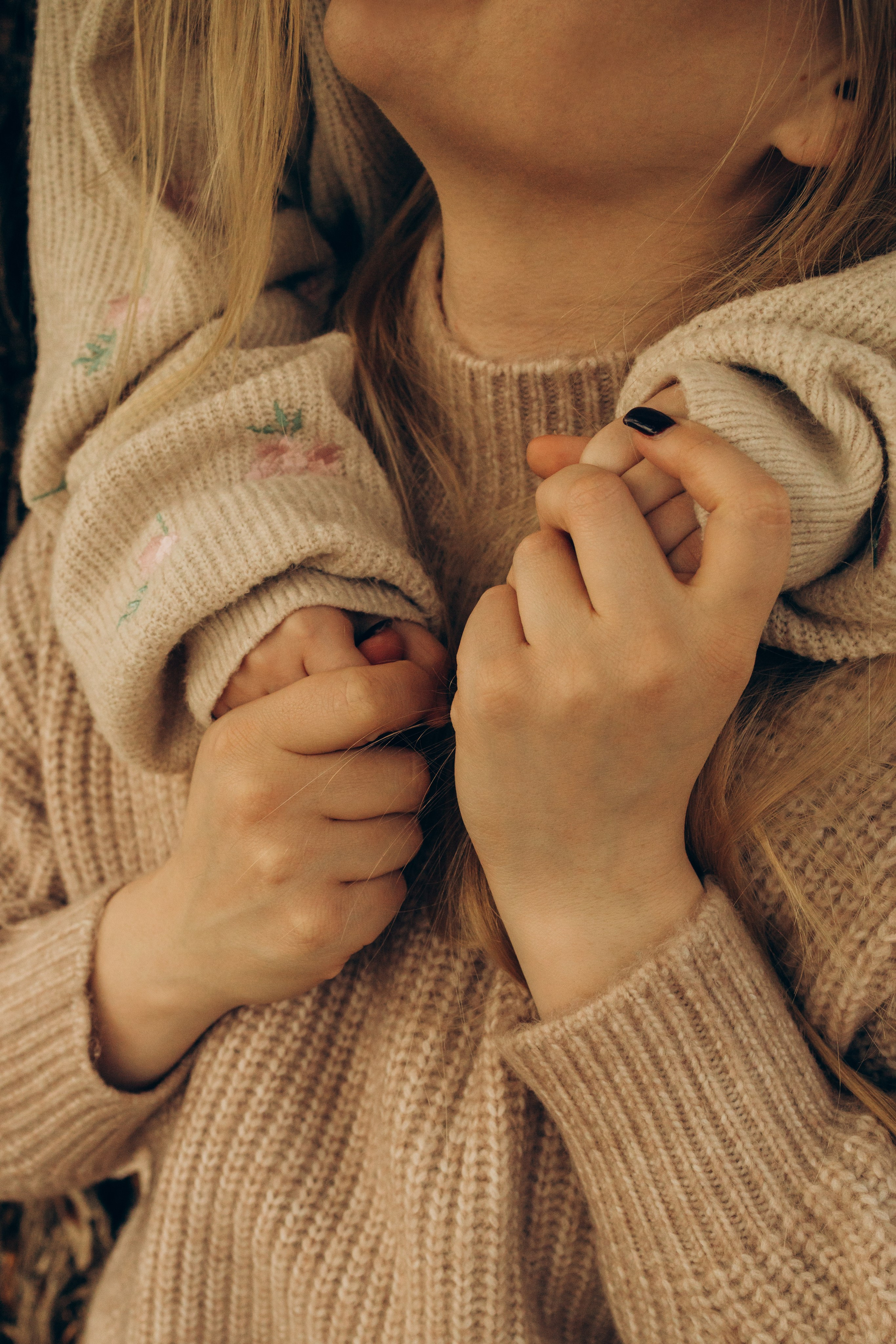 Оксана и София