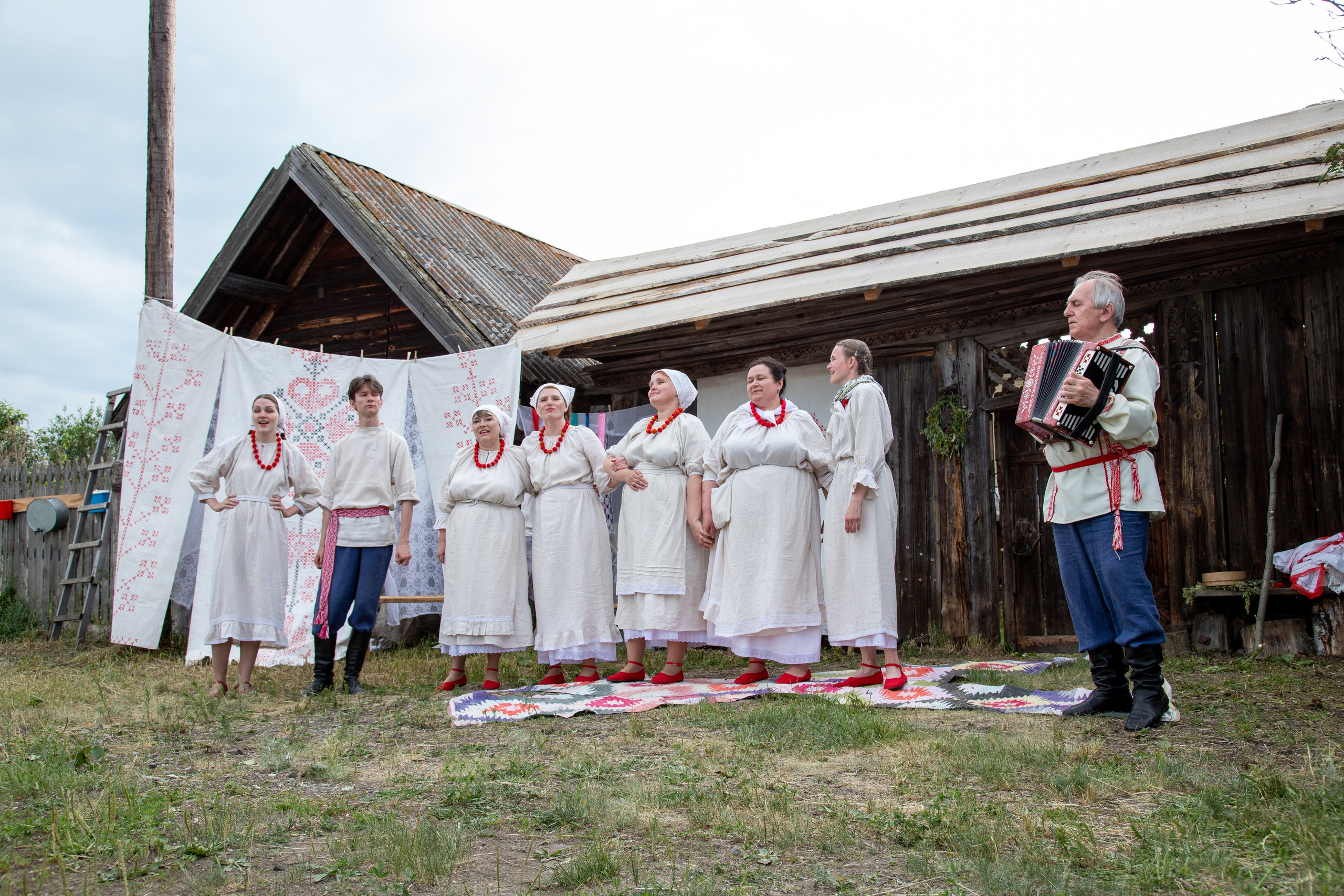 Свадьба Солнца и Земли в деревне Никонова. Репортажный фотограф с душой путешественника