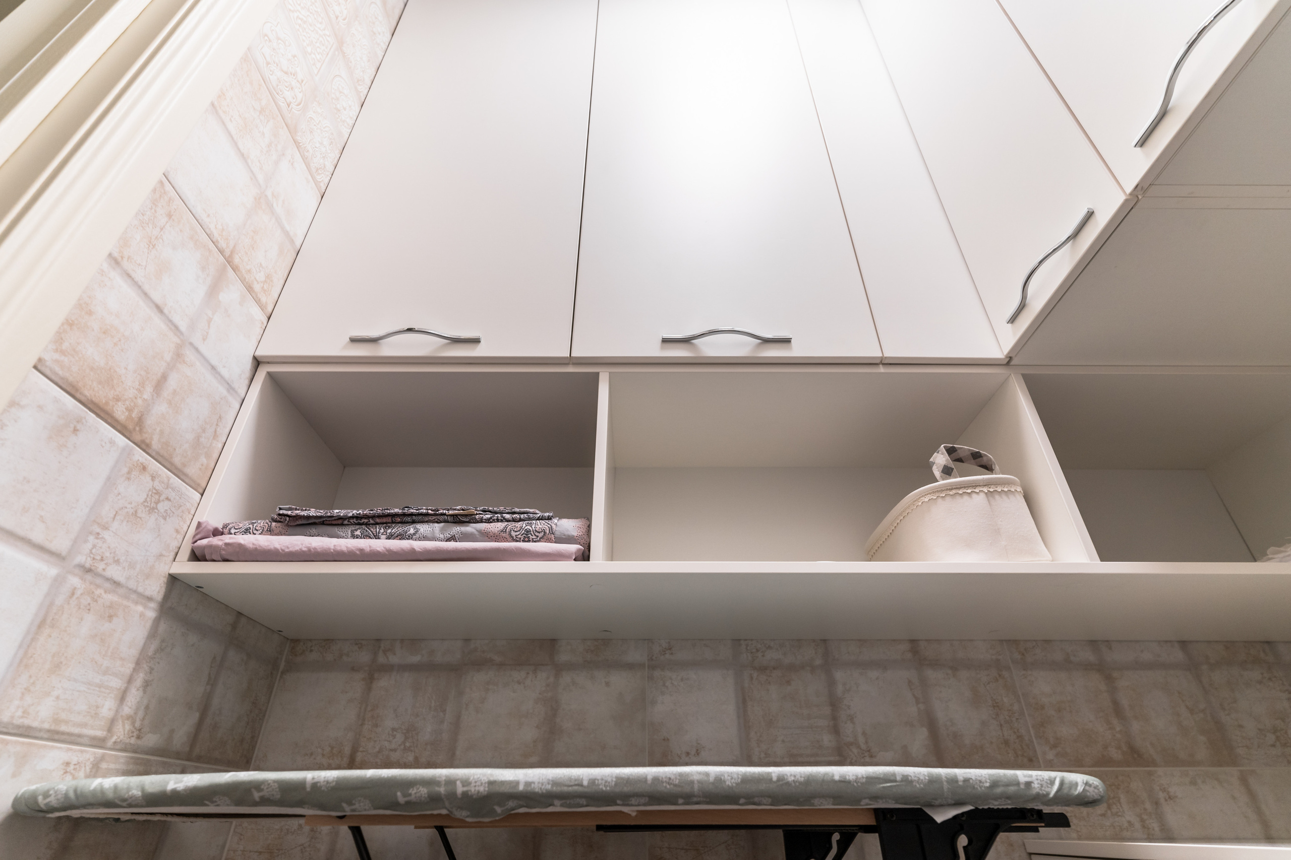 мебель в прачечную, мебель для постирочной, мебель на заказ, шкаф для сан узла, мебель конфирмат