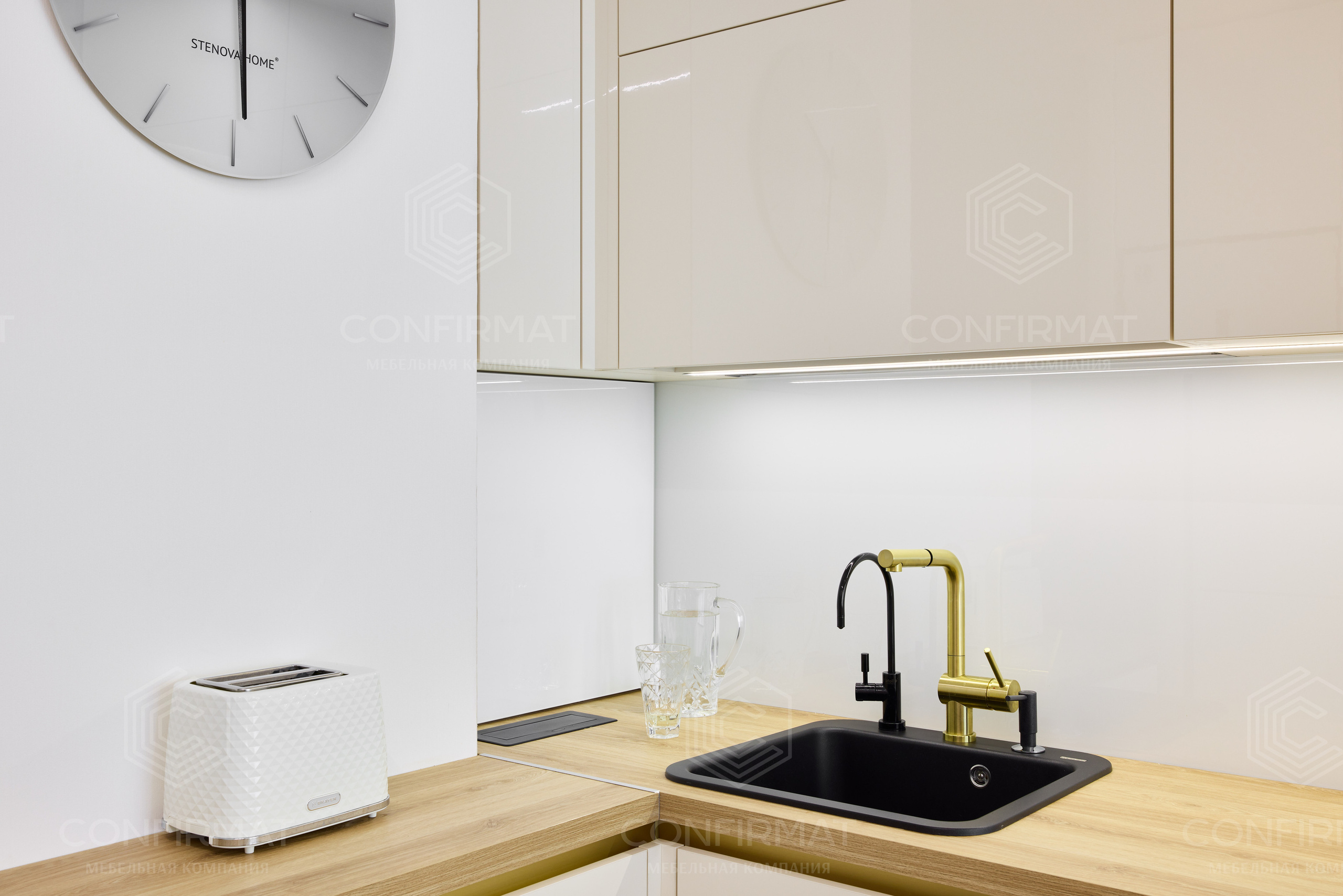 п образная кухня, Как скрыть счётчики? Так чтобы было эстетично и с удобным доступом, подъемный механизм складной BLUM HF, витрина кухни,как спроектировать кухню, дизайн кухни, дизайнер кухни, мебель на заказ, полная мебелировка, кухня с островом, кухня гостиная, кухни конфирмат, confirmat