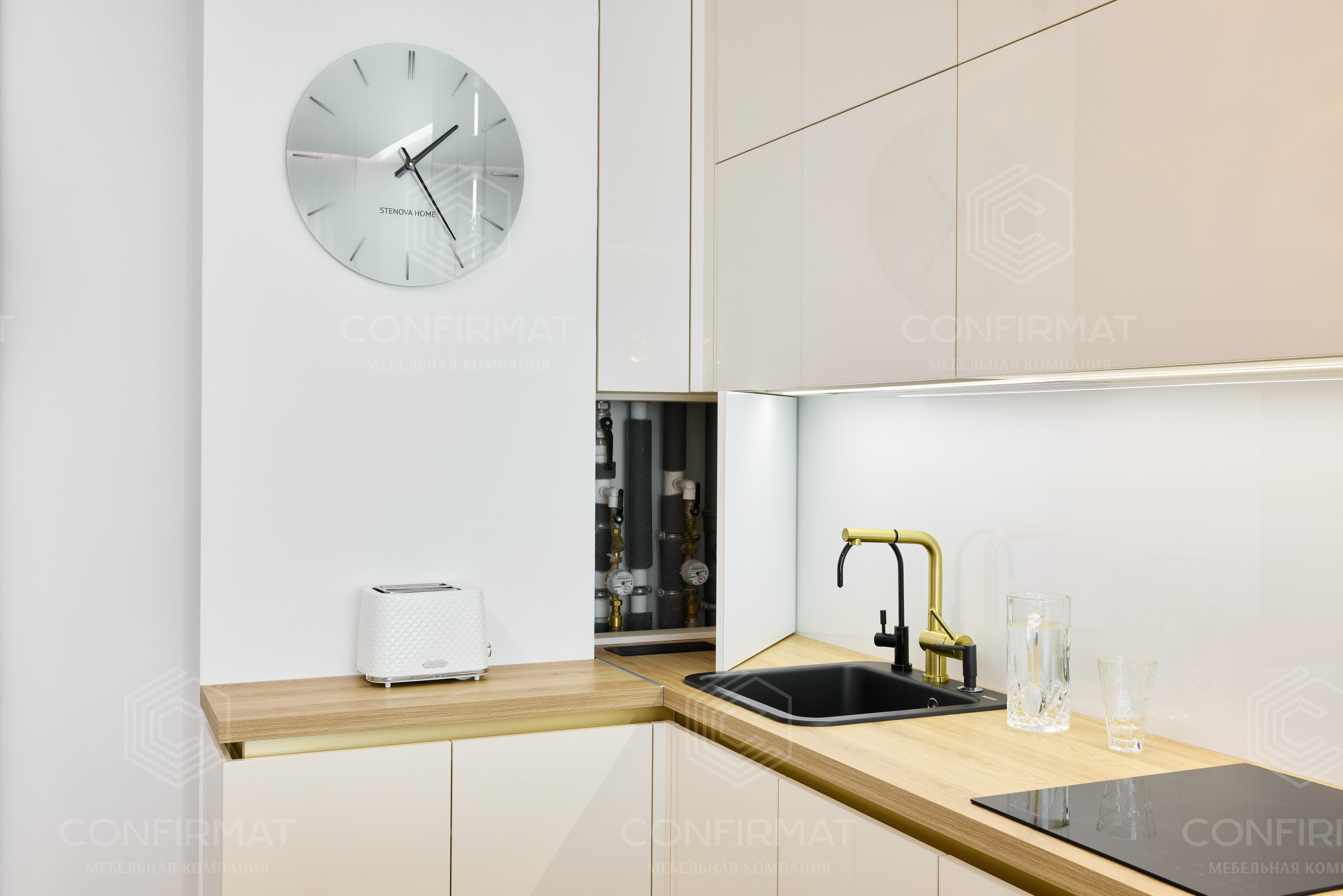 Как скрыть счётчики? Так чтобы было эстетично и с удобным доступом, подъемный механизм складной BLUM HF, витрина кухни,как спроектировать кухню, дизайн кухни, дизайнер кухни, мебель на заказ, полная мебелировка, кухня с островом, кухня гостиная, кухни конфирмат, confirmat