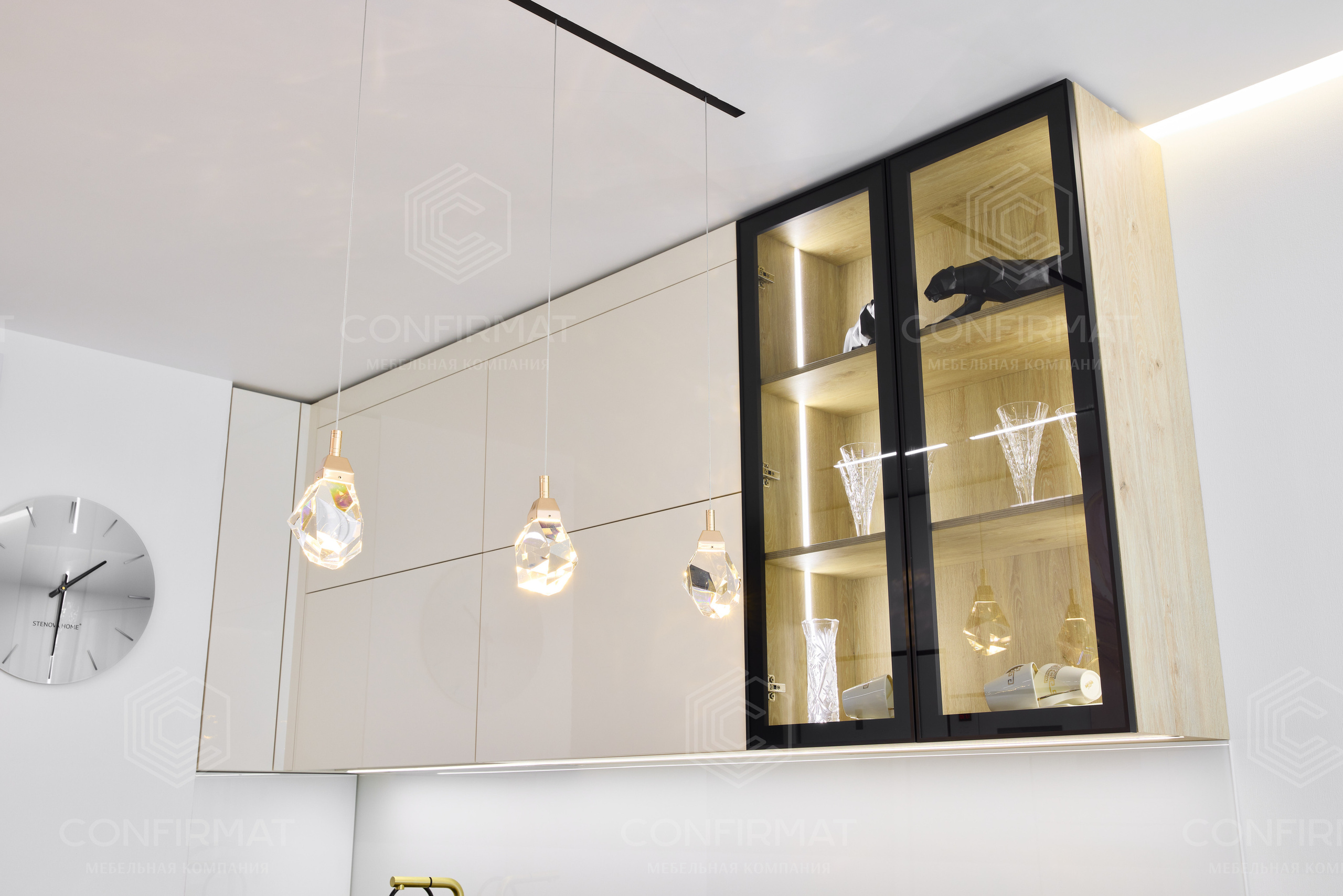 п образная кухня, Как скрыть счётчики? Так чтобы было эстетично и с удобным доступом, подъемный механизм складной BLUM HF, витрина кухни,как спроектировать кухню, дизайн кухни, дизайнер кухни, мебель на заказ, полная мебелировка, кухня с островом, кухня гостиная, кухни конфирмат, confirmat