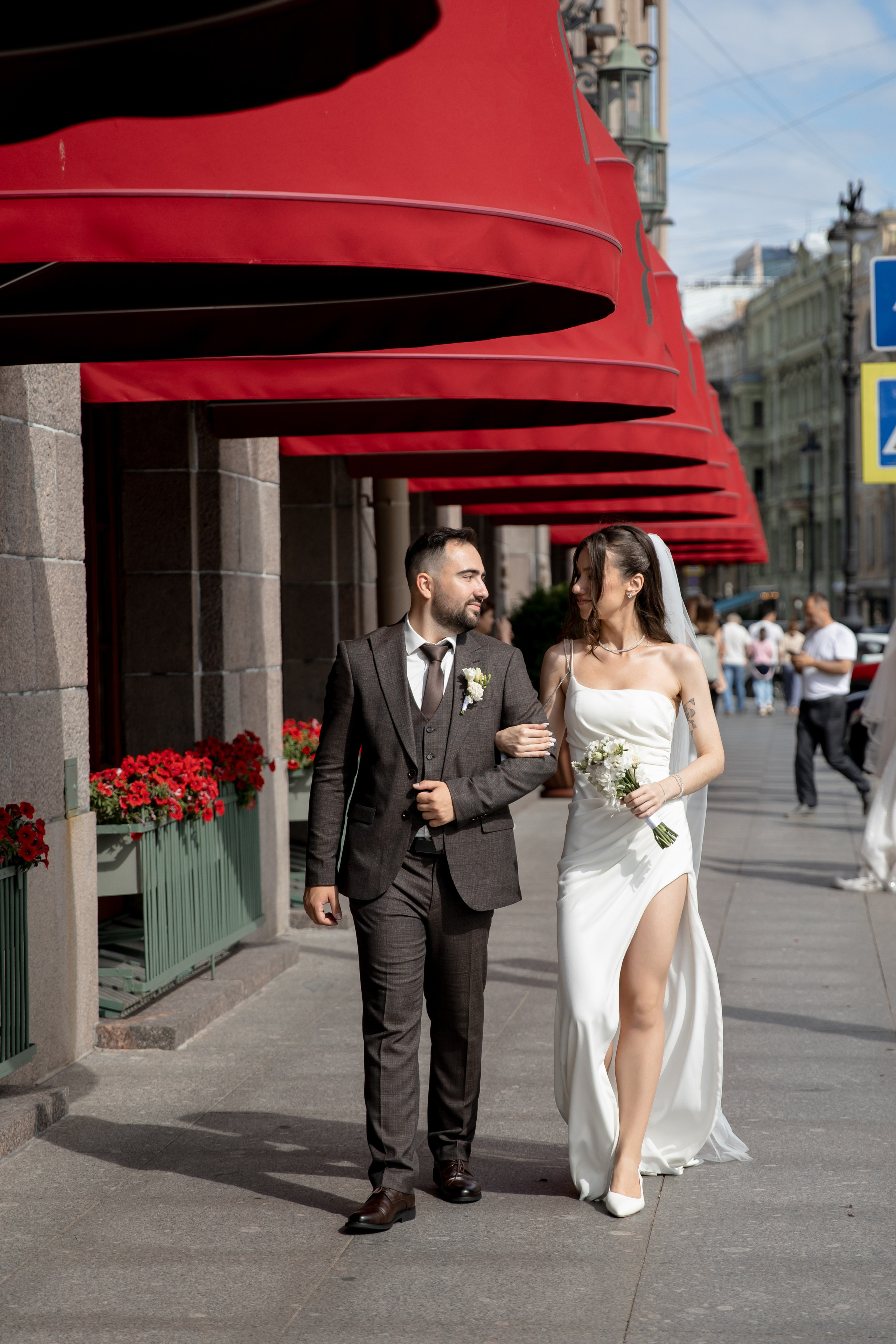 Анна и Александр / Прогулка + ЗАГС. Свадебный и семейный фотограф в Москве Диана Левченко
