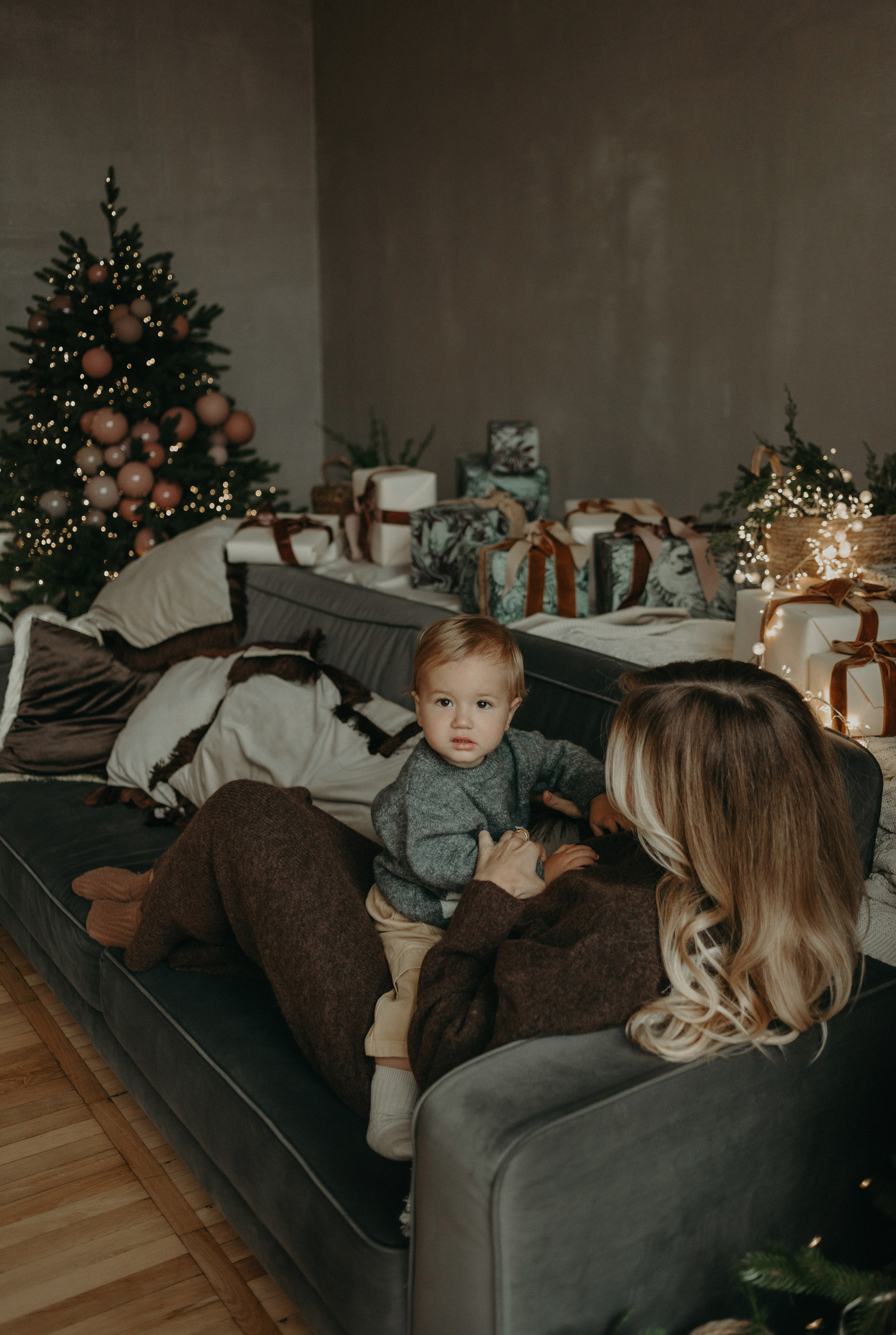 Новогодние фотографии 2024\2025 году, короткие сьемки. Фотограф в Краснодаре Евгения Михаевич