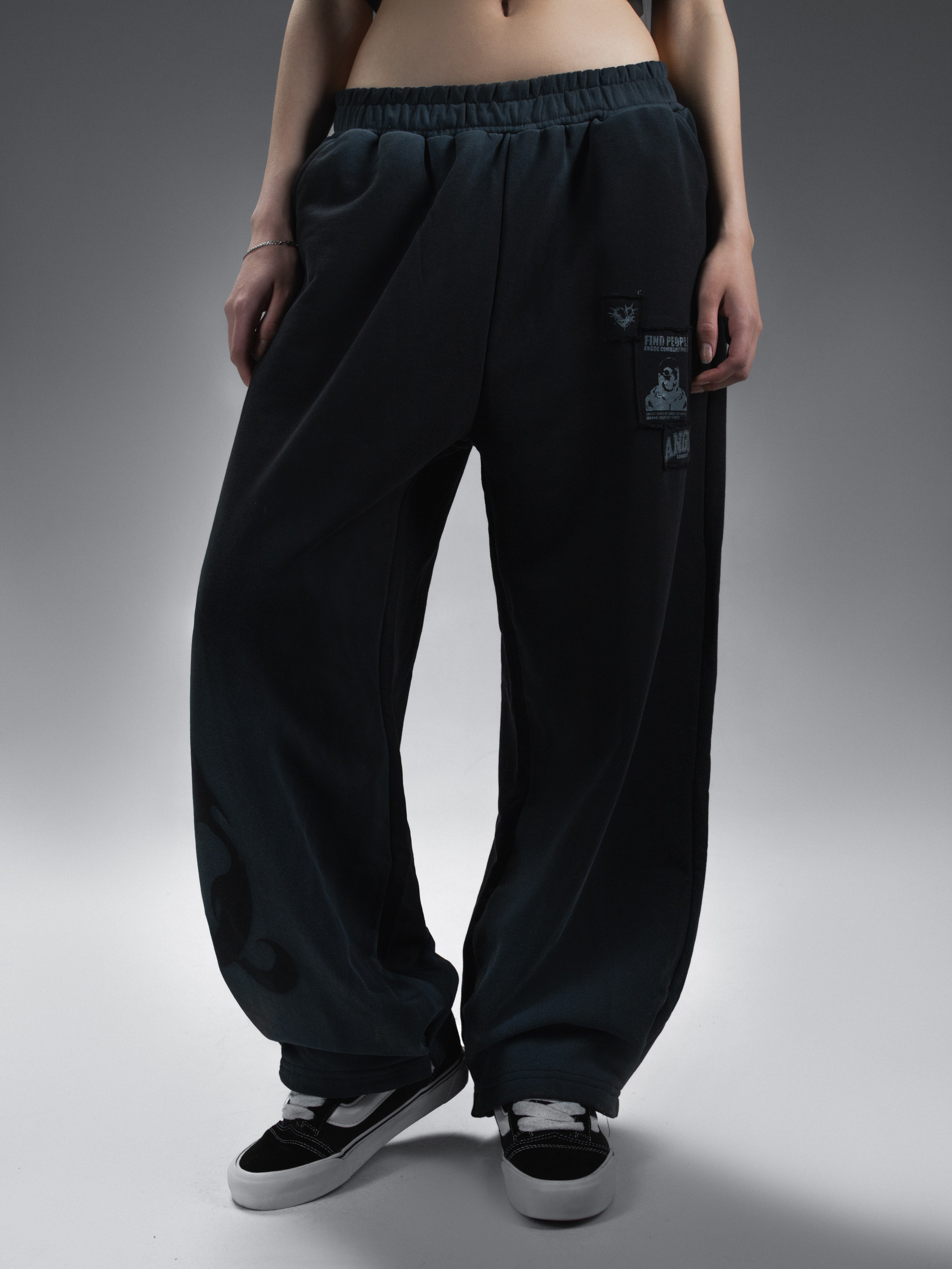 КАТАЛОГ | серый фон. RUNA production — стильные съемки для брендов