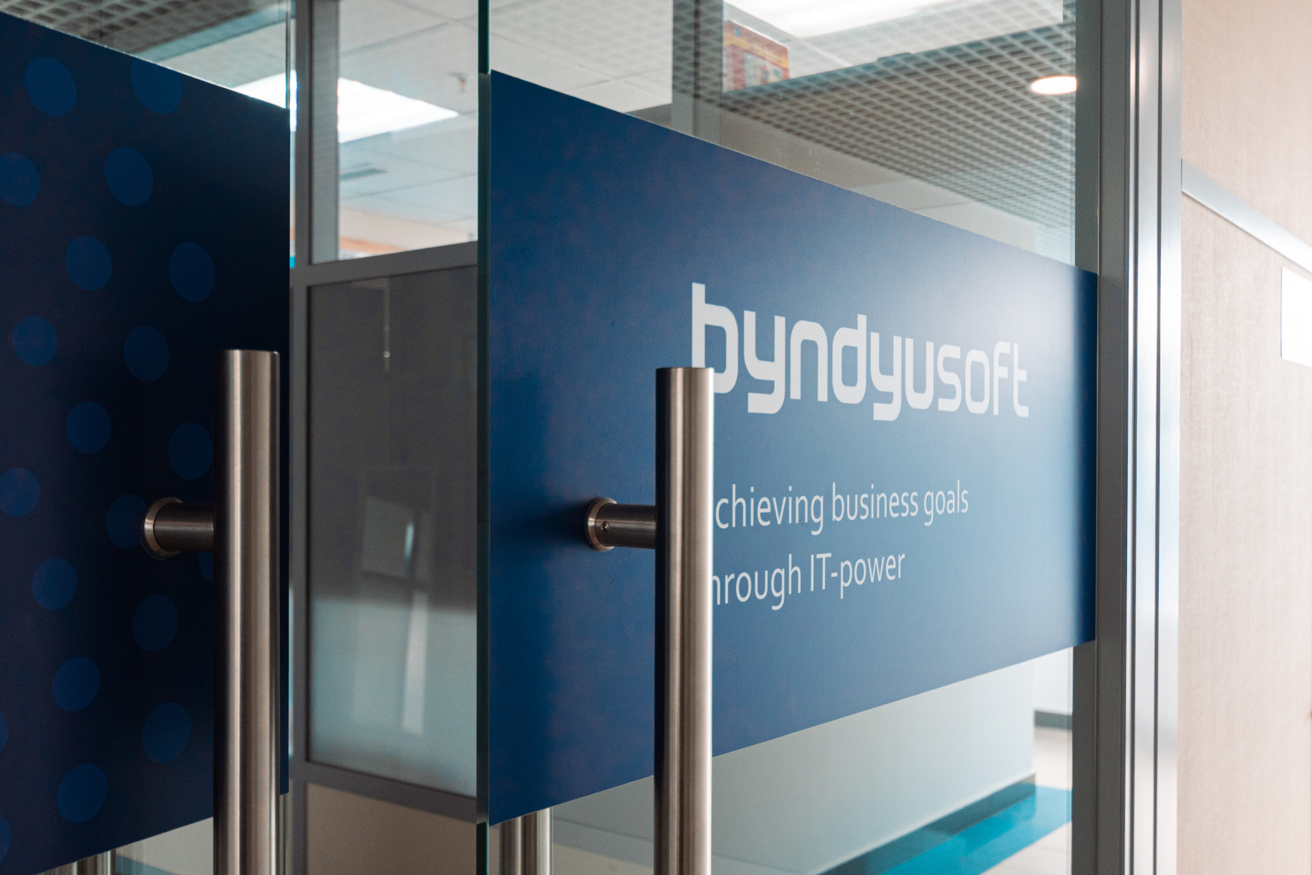 Контент для It-компании. Портретный фотограф в Ереване и Челябинске Шаханская Ольга