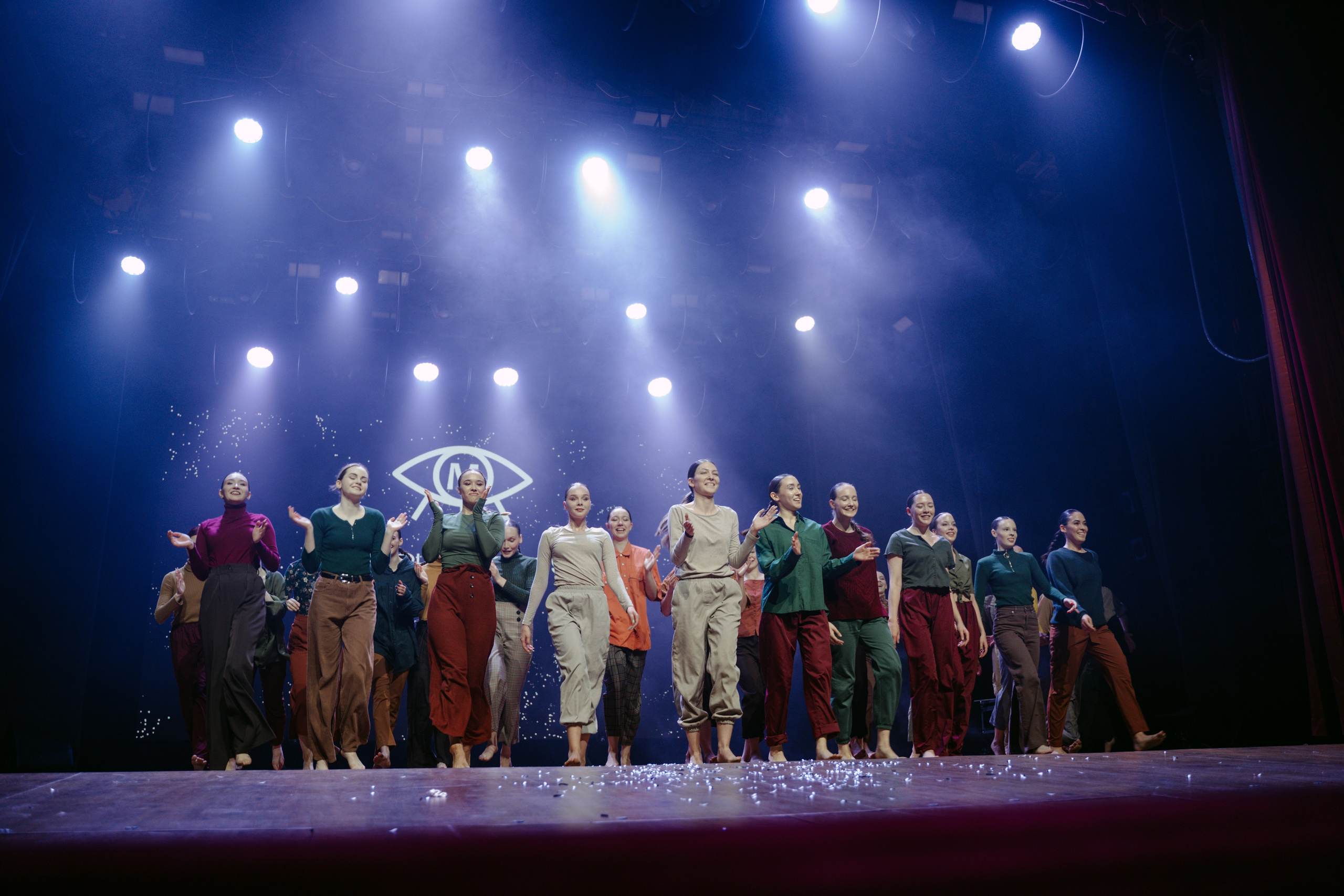 Спектакль «Песнь сирен». Главная