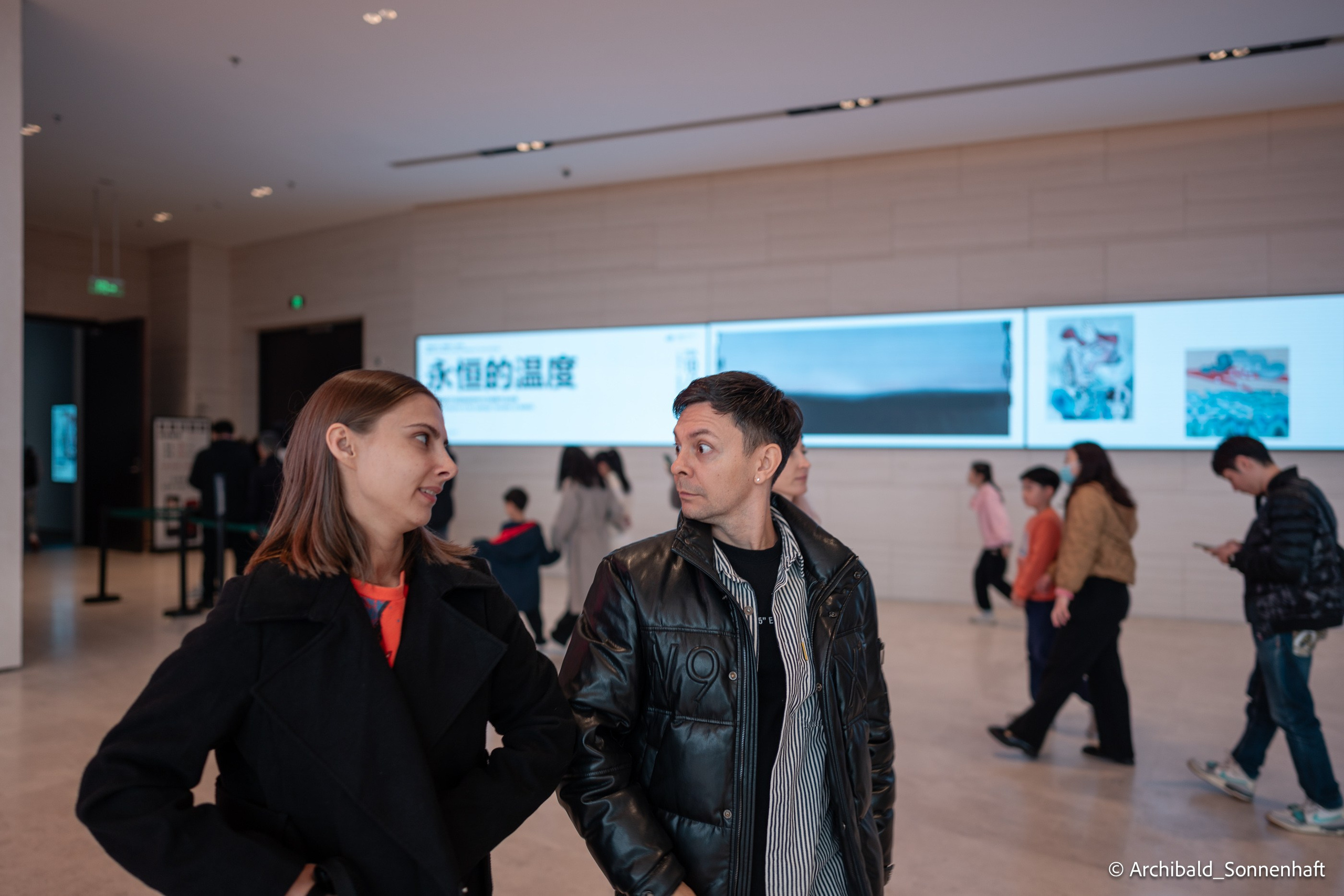 Walking in GZ, sunday. Photographer in Guangzhou, China. Archibald Sonnenhaft