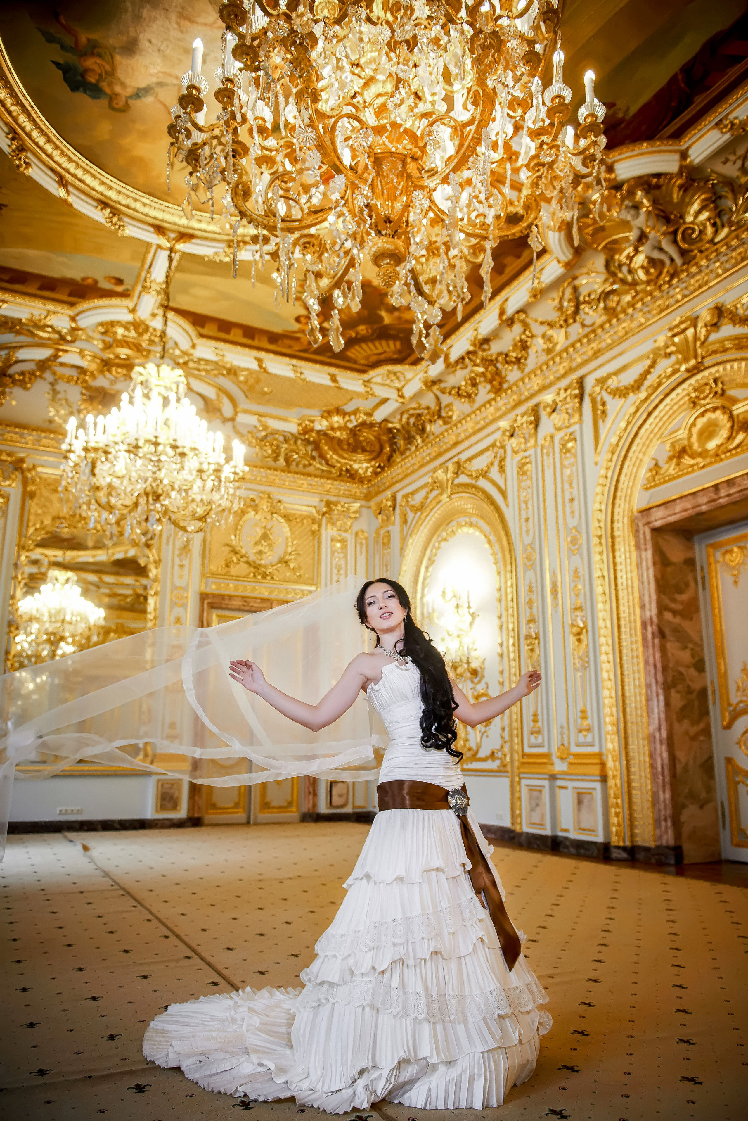 Свадебная фотосессия в Доме Архитектора на Большой Морской ул. Портретный, семейный и свадебный фотограф в Санкт-Петербурге и в Пушкине Ширяев Денис